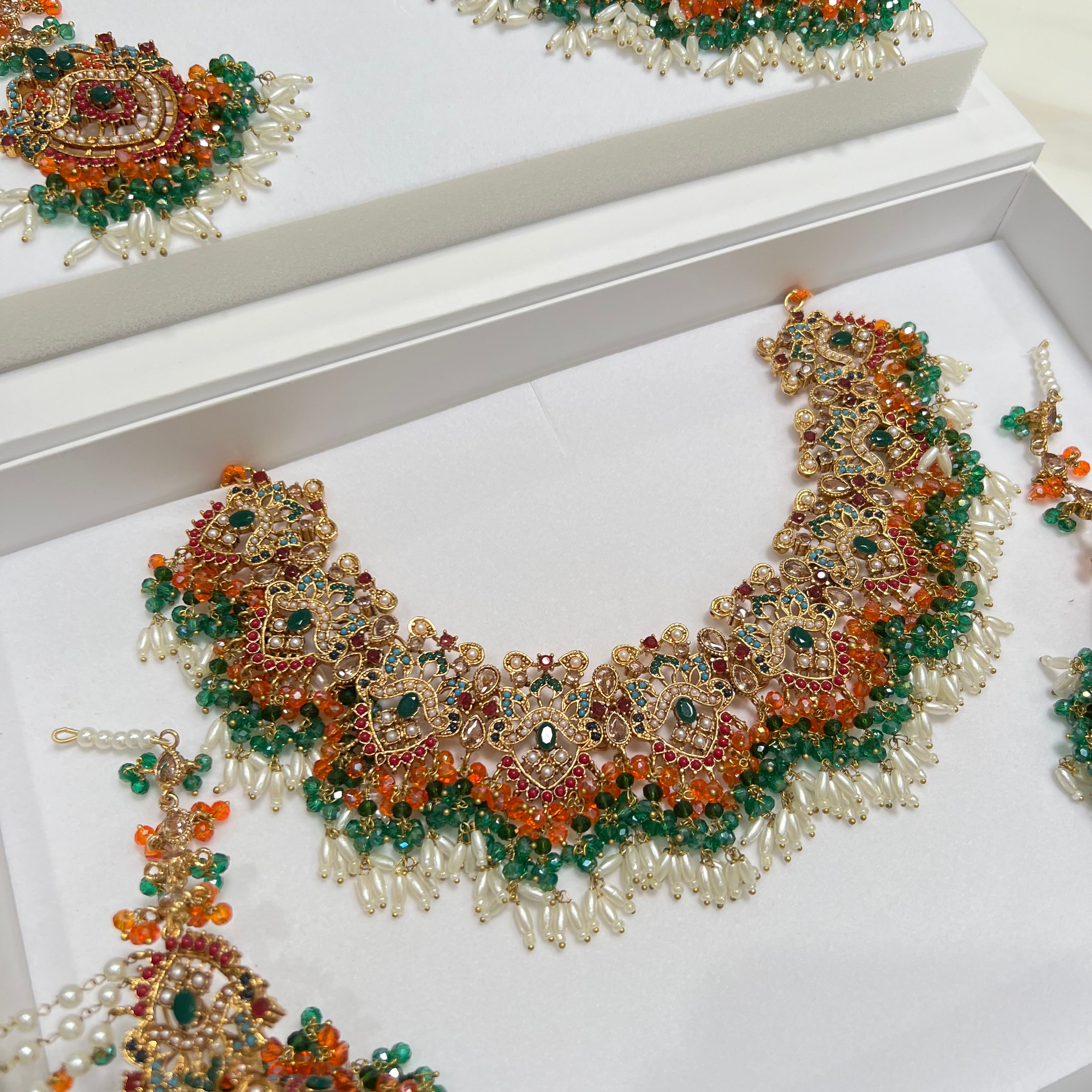 Saria Bridal Set Green/orange