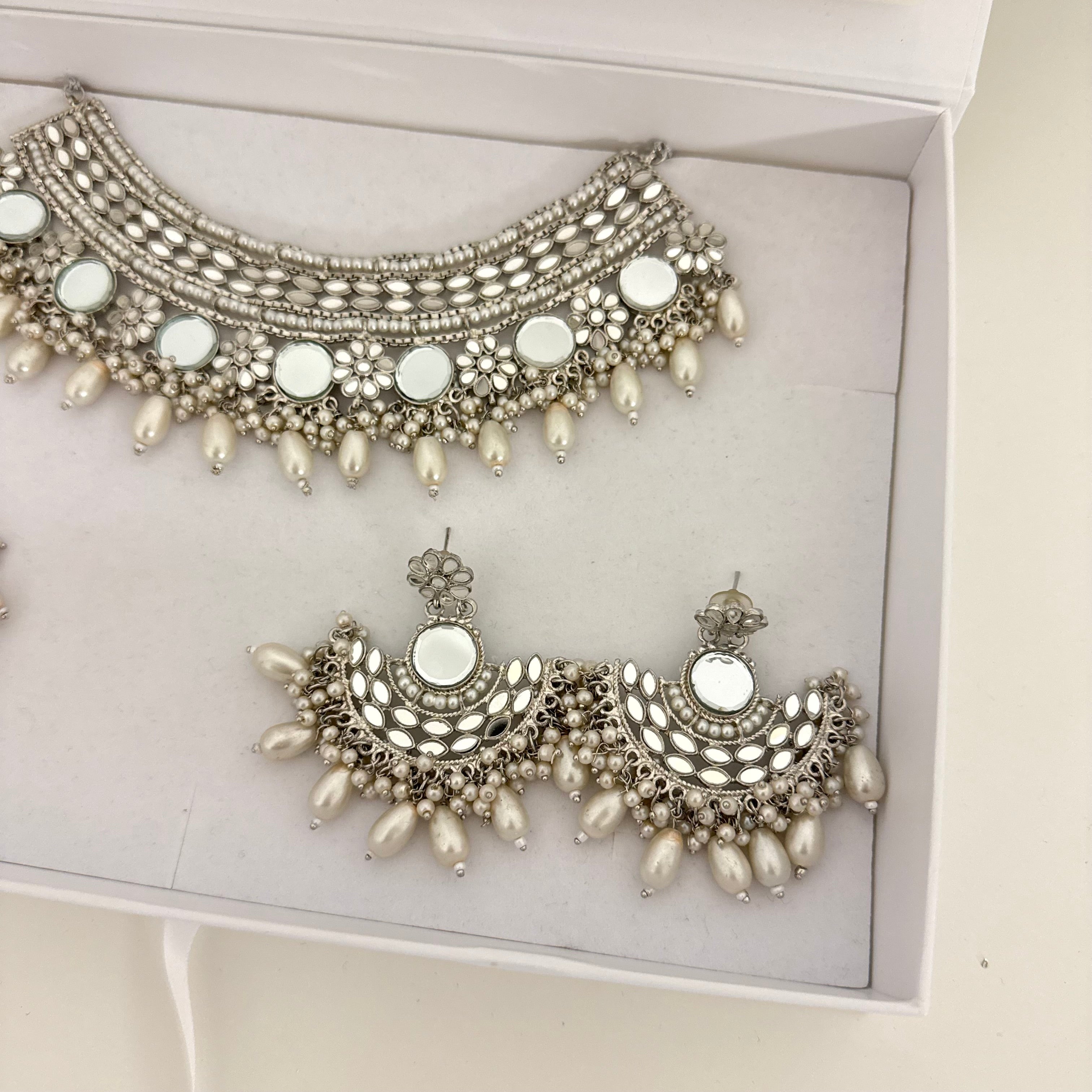 Abeer Necklace Set