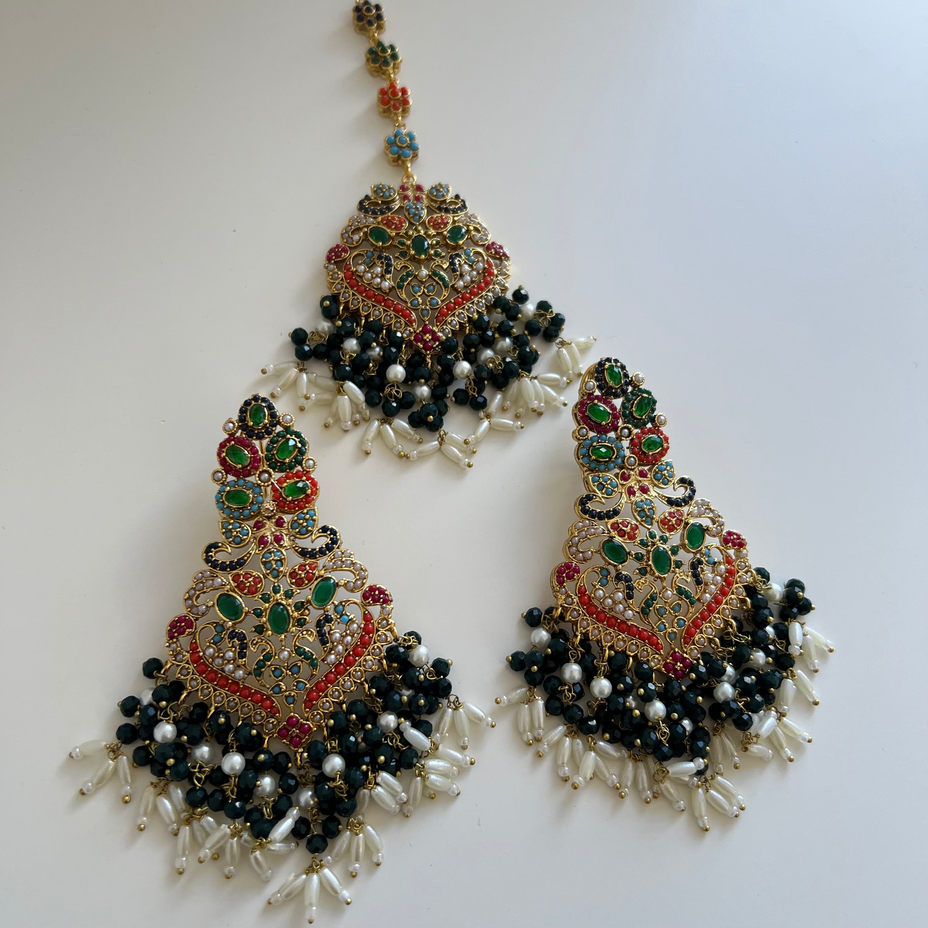 Anam Earring & Tikka Set Green