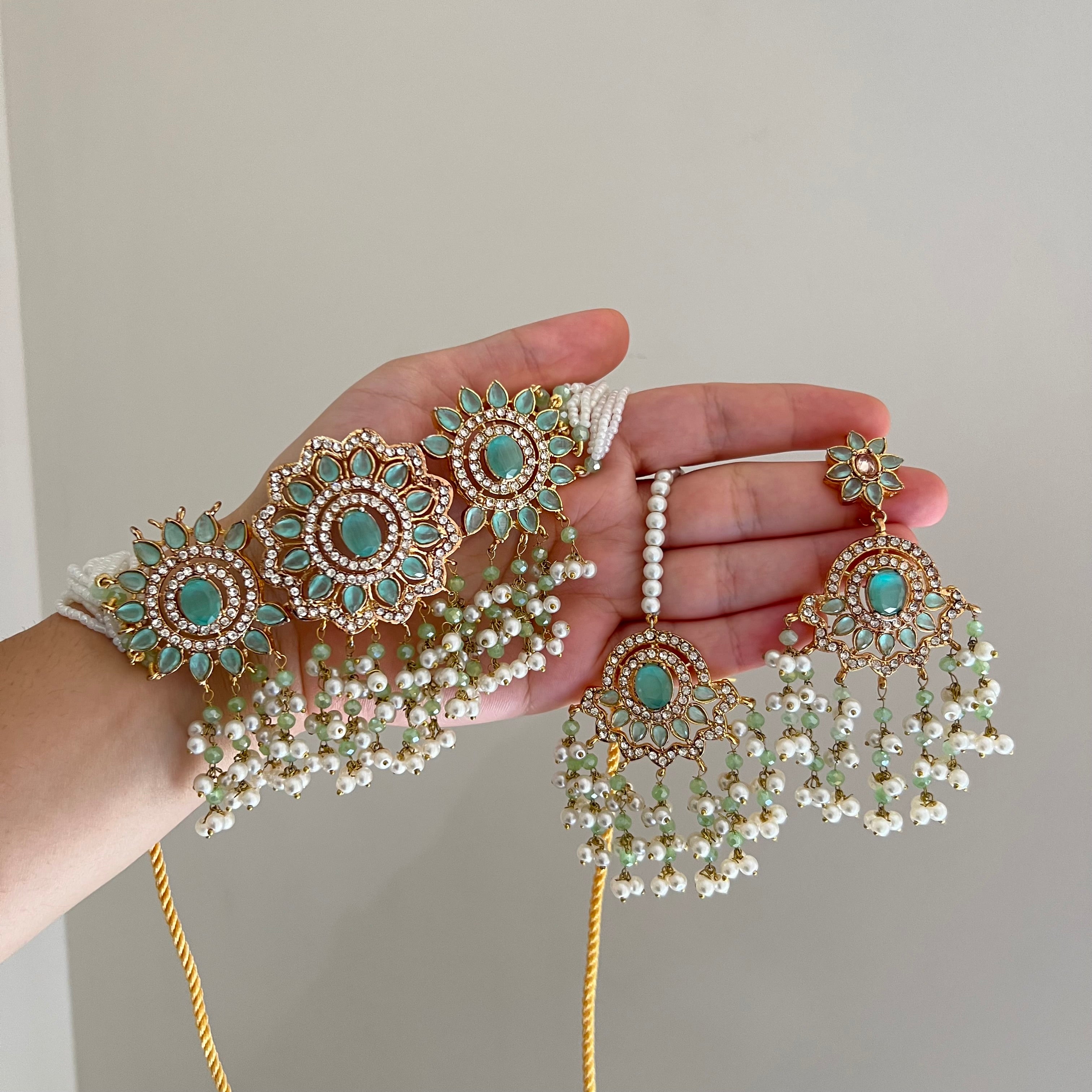 Sadia Choker Set
