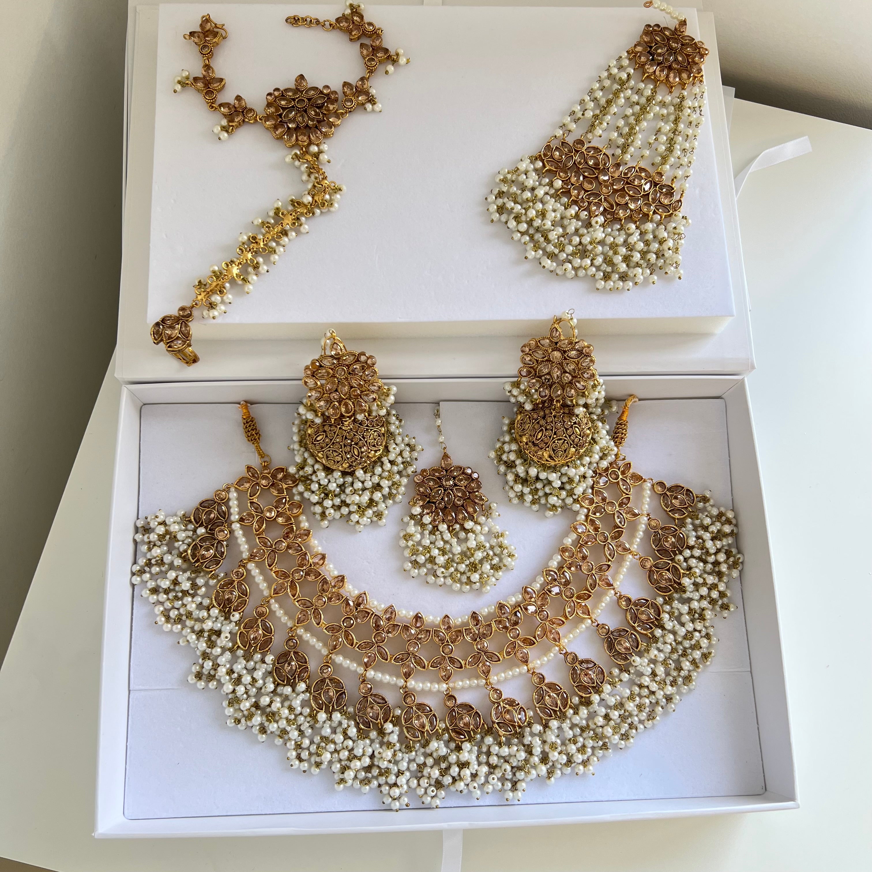 Mahir Bridal Set Gold