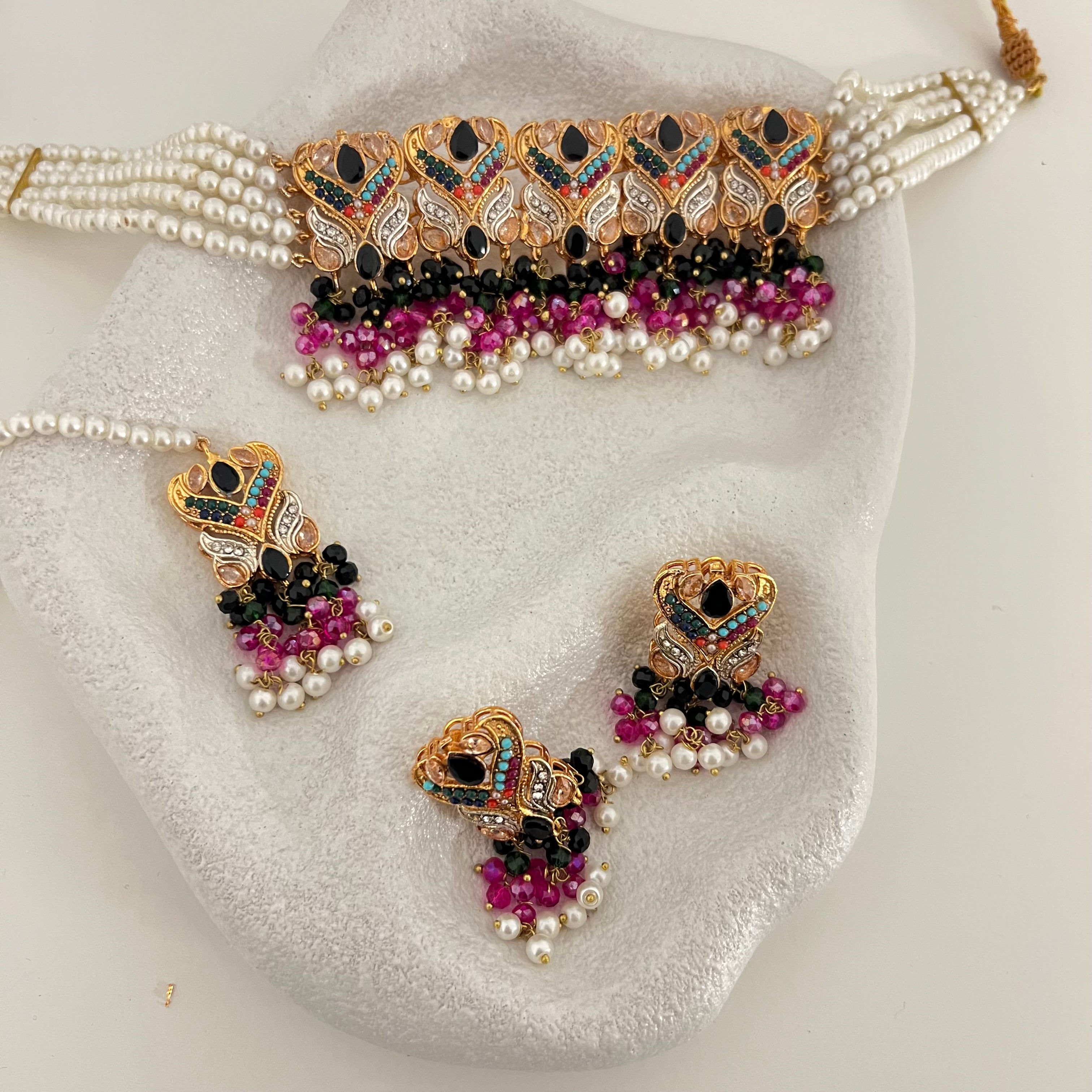 Nashwa Choker Set