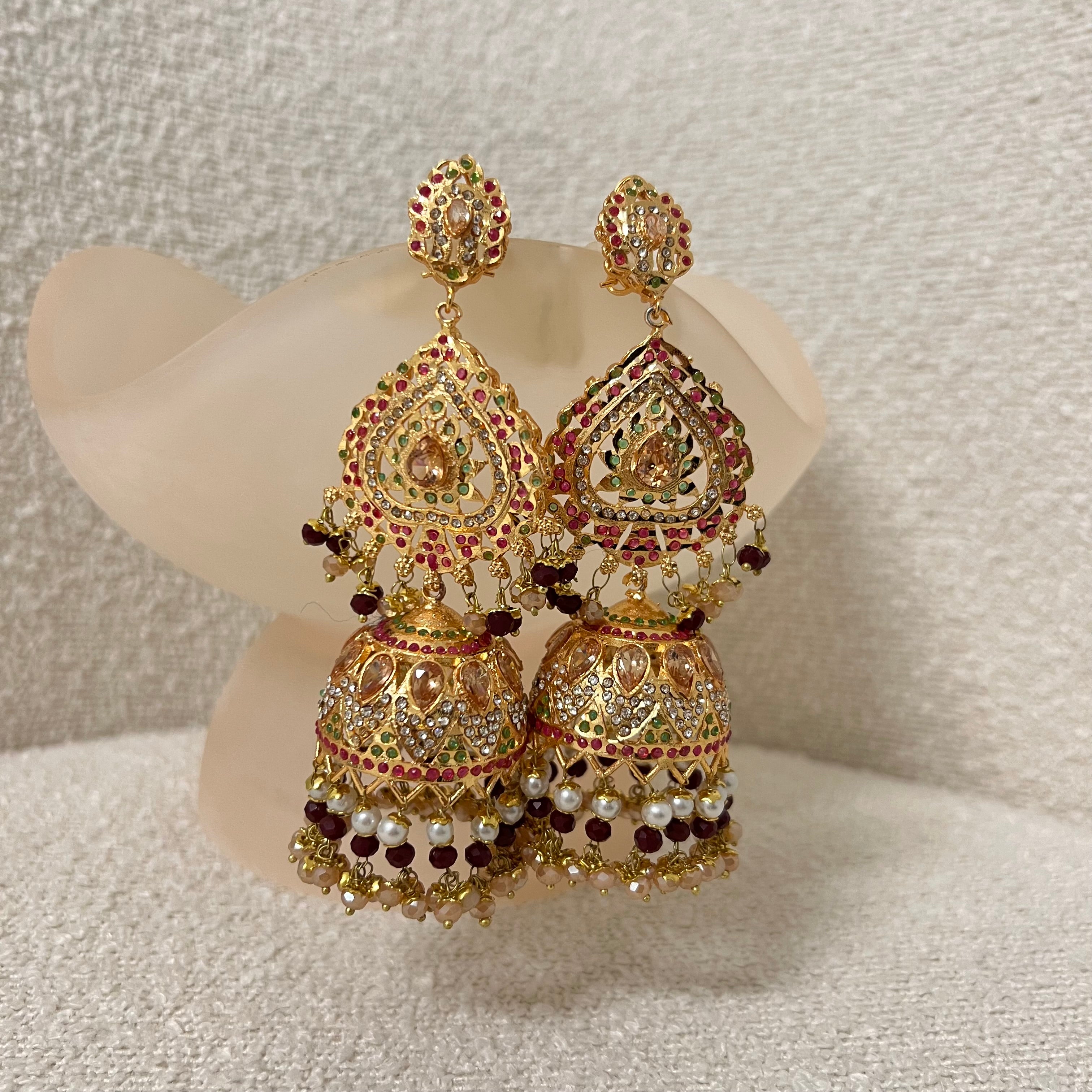 Parween Jhumka