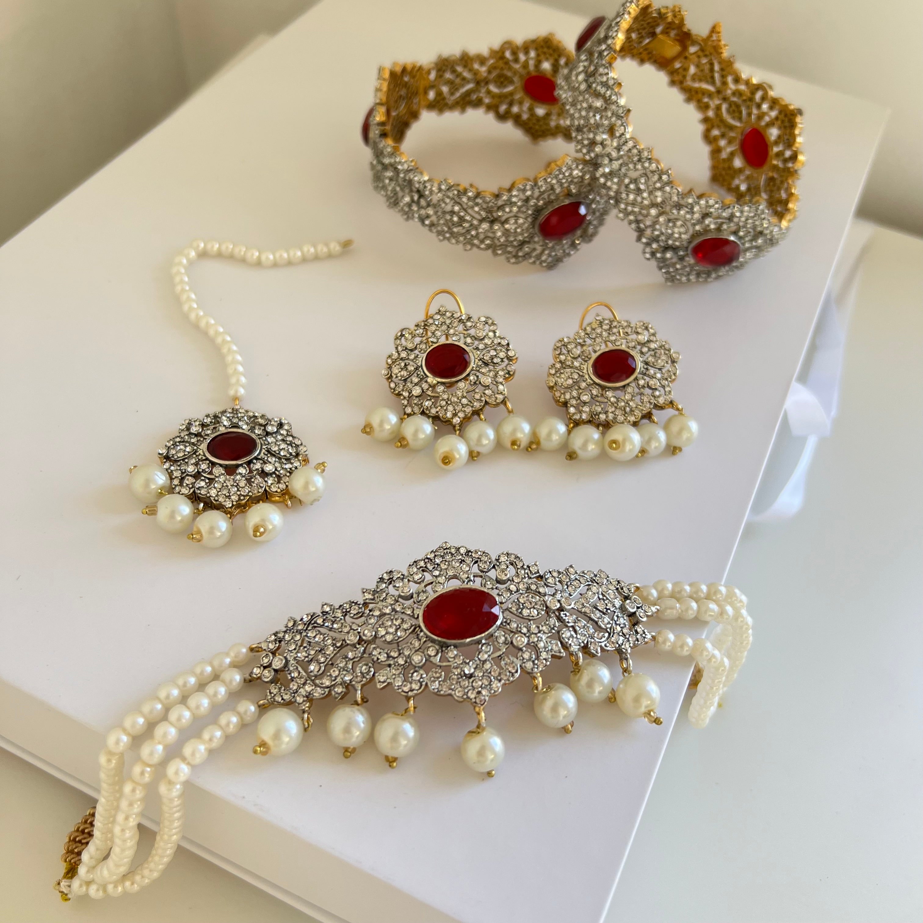 Zyna Choker Set Red