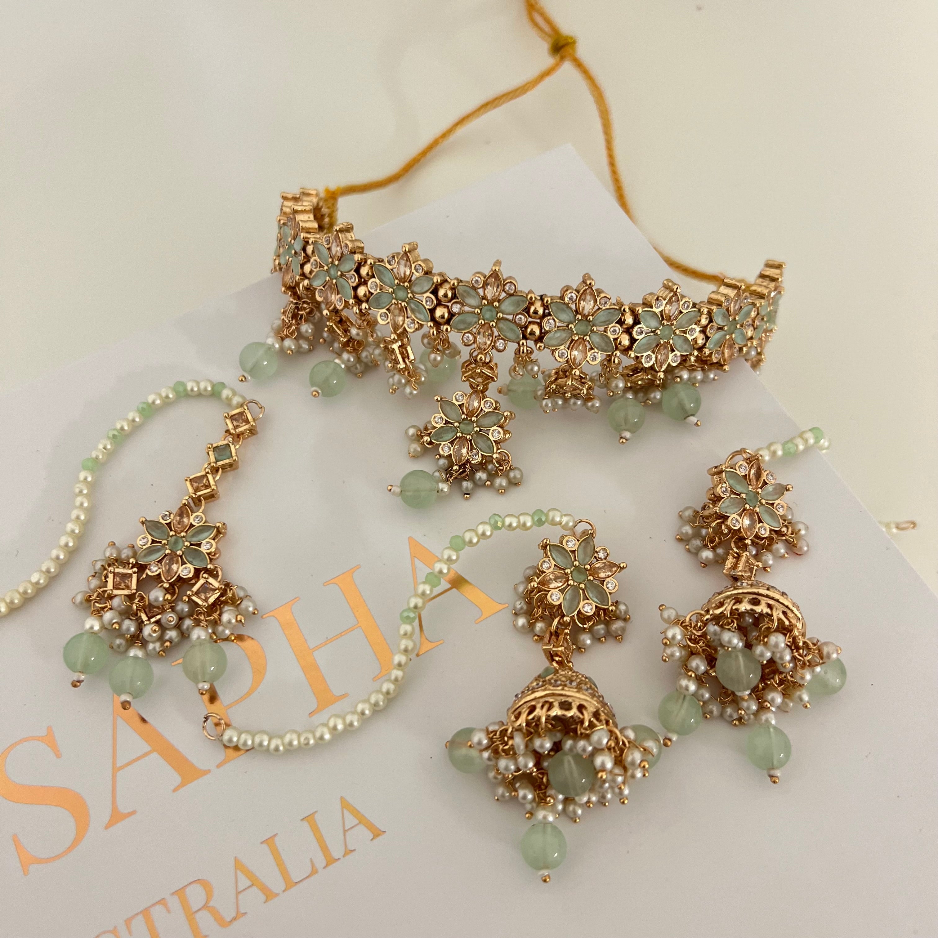 Freya Choker Set