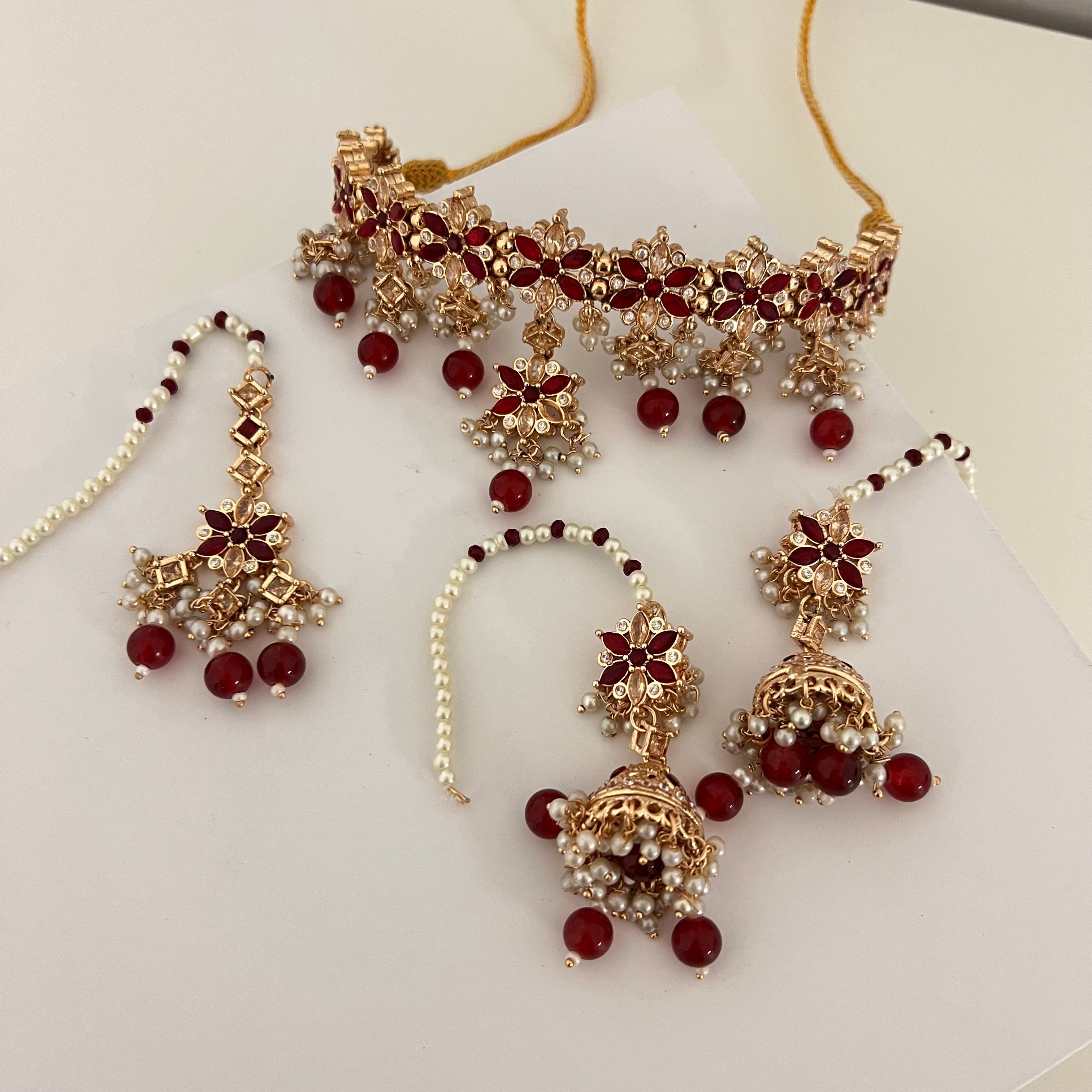 Freya Choker Set