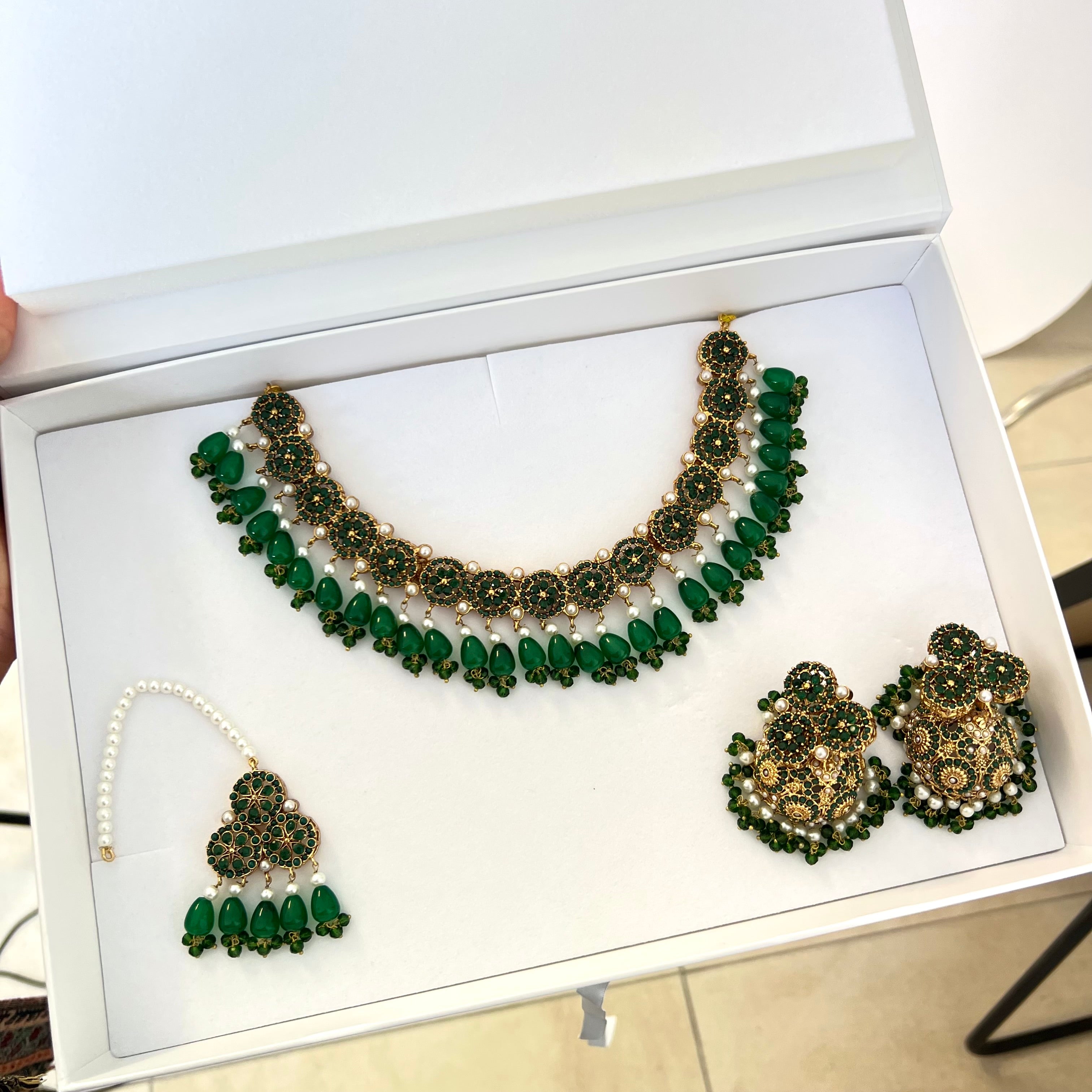 Razia Necklace Set Green