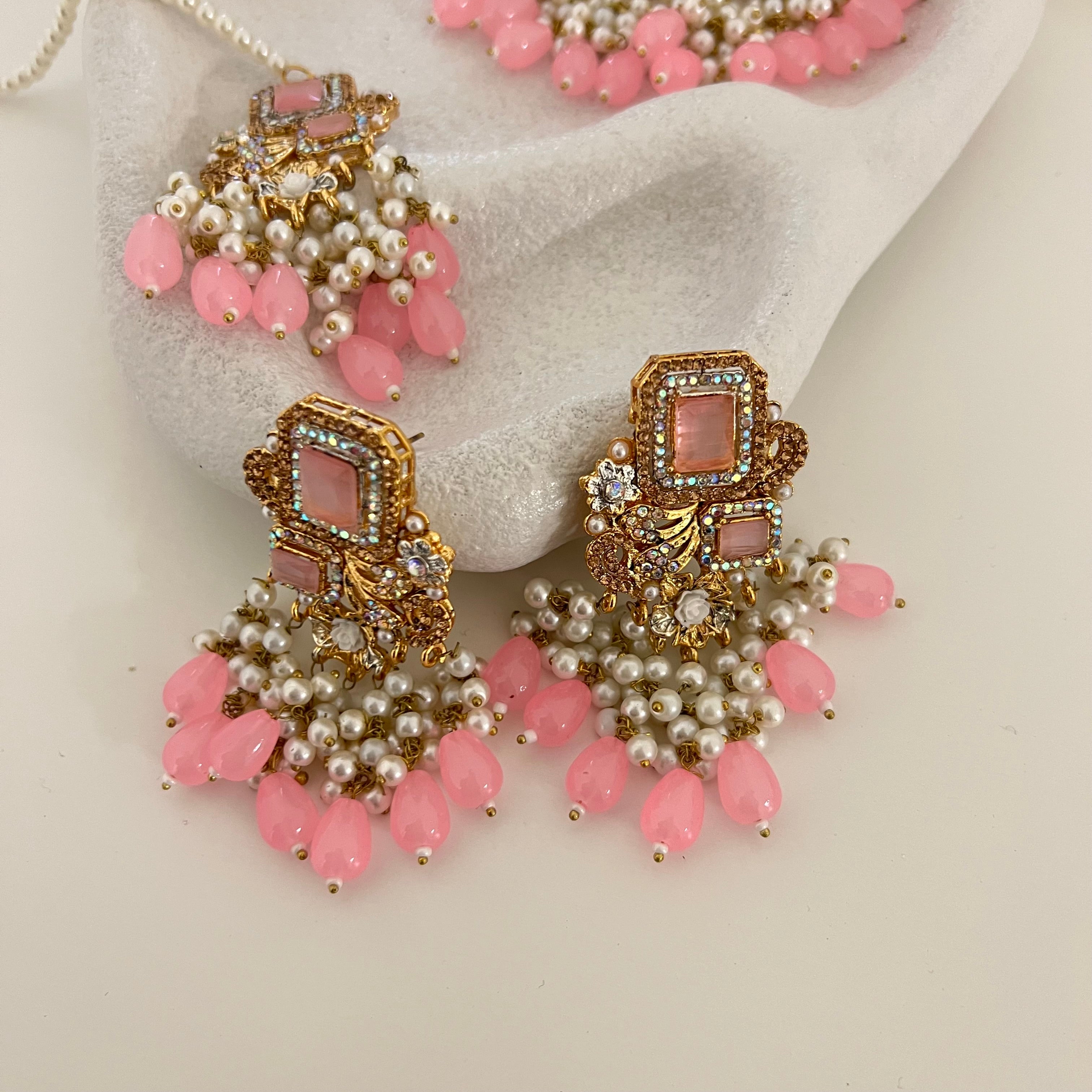 Sanna Choker Set