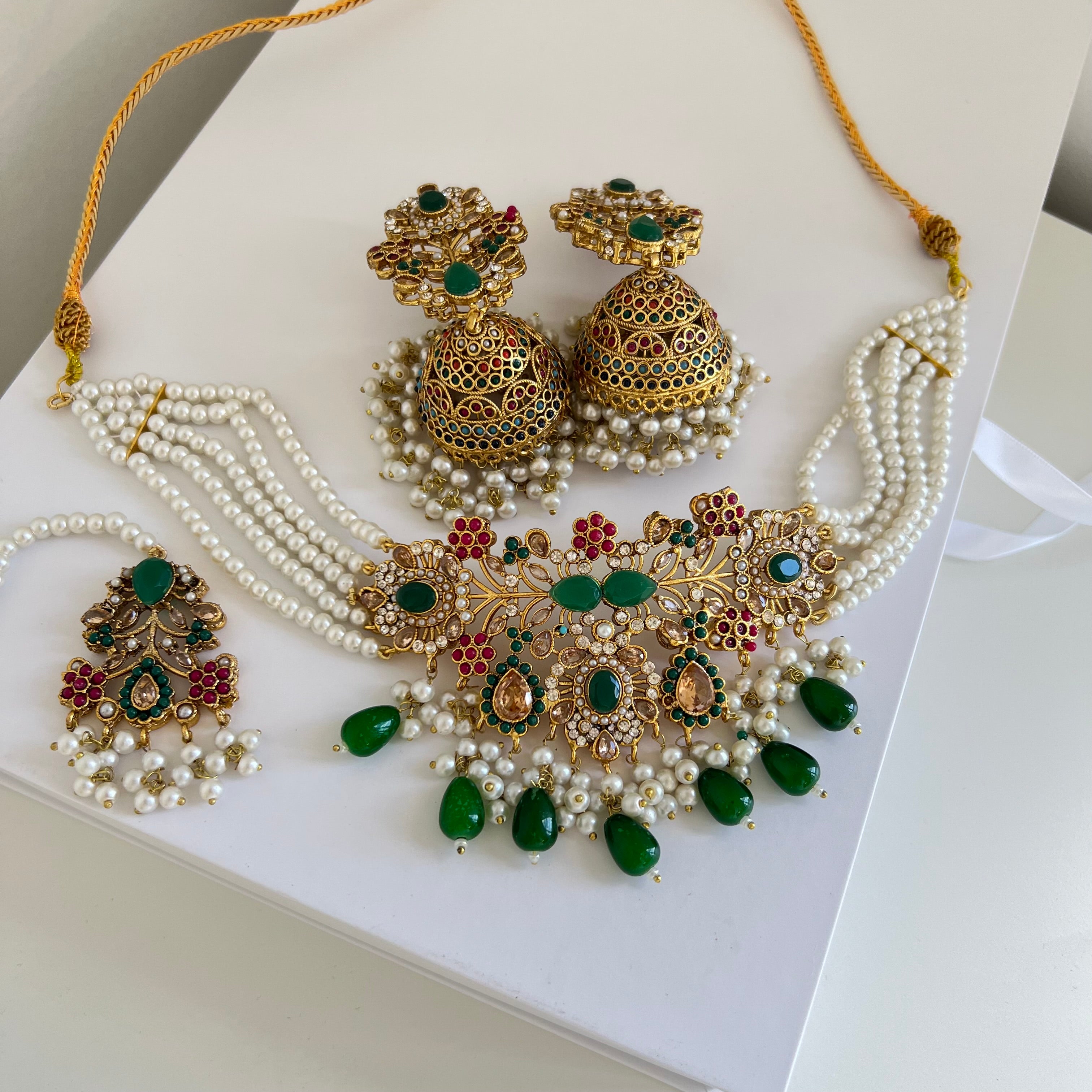 Riaz Choker Set Green