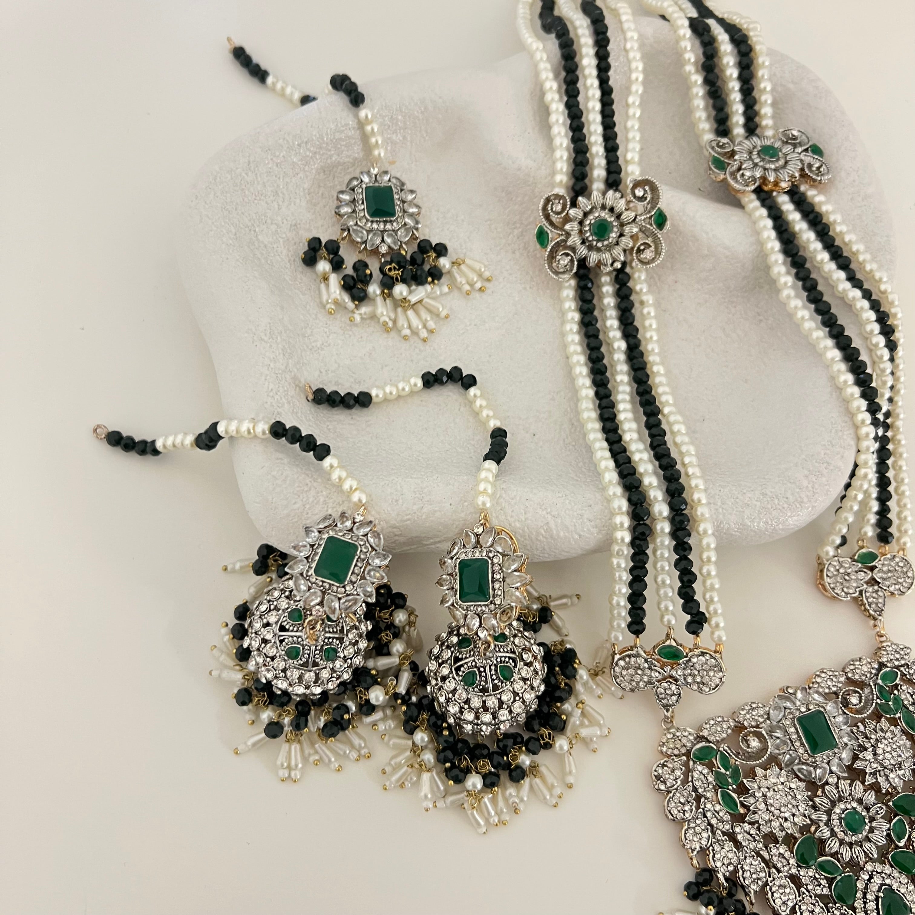 Alisha Long Necklace Set