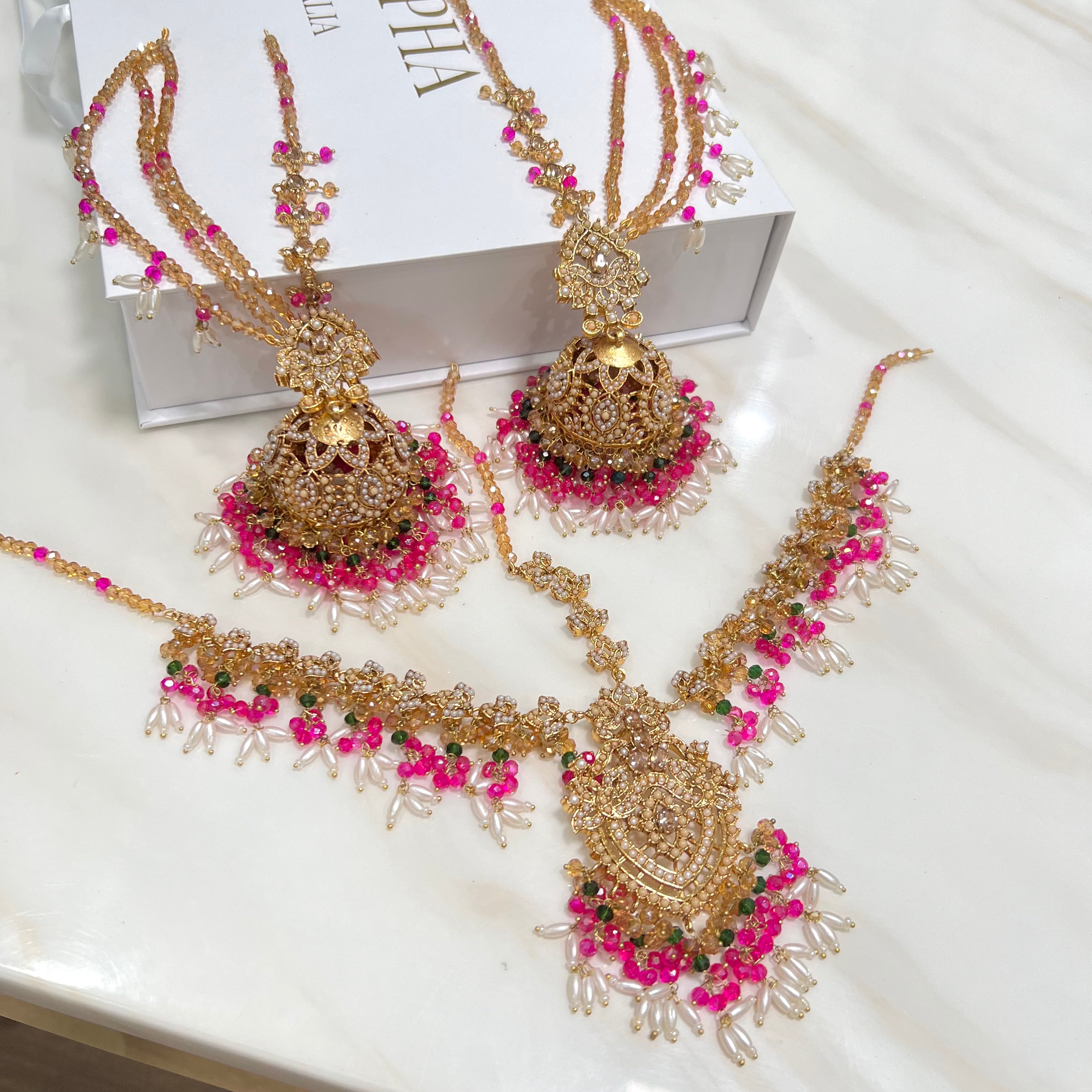 Zisha Earring & Mathapatti Pink/Gold