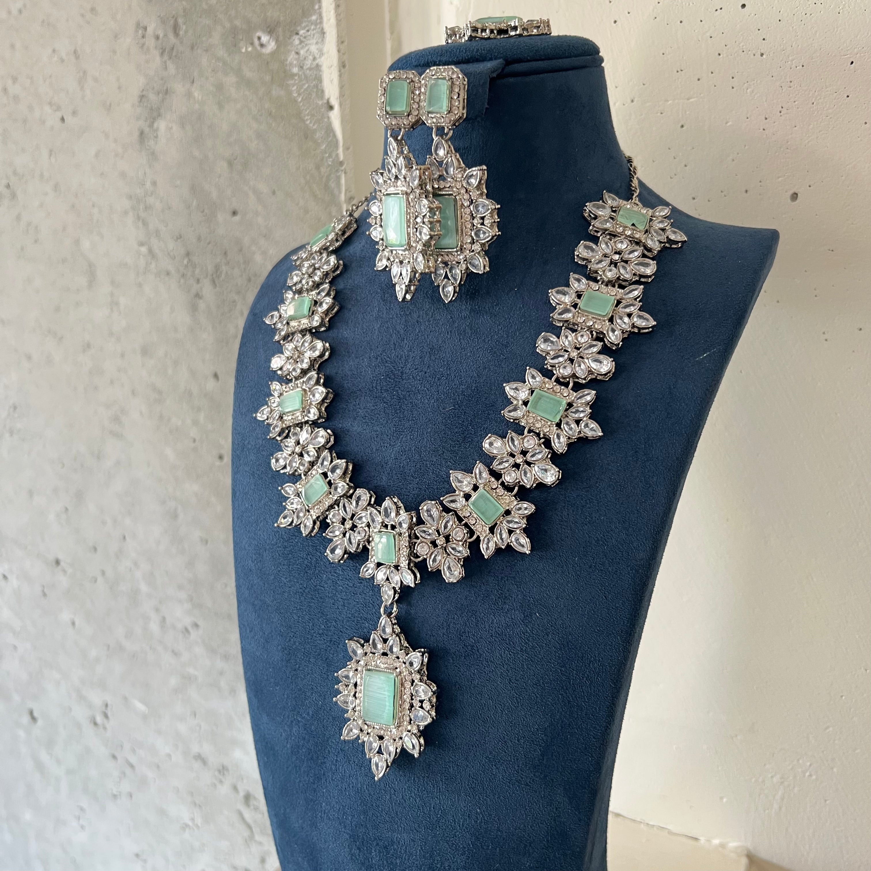 Ayma Necklace Set Mint