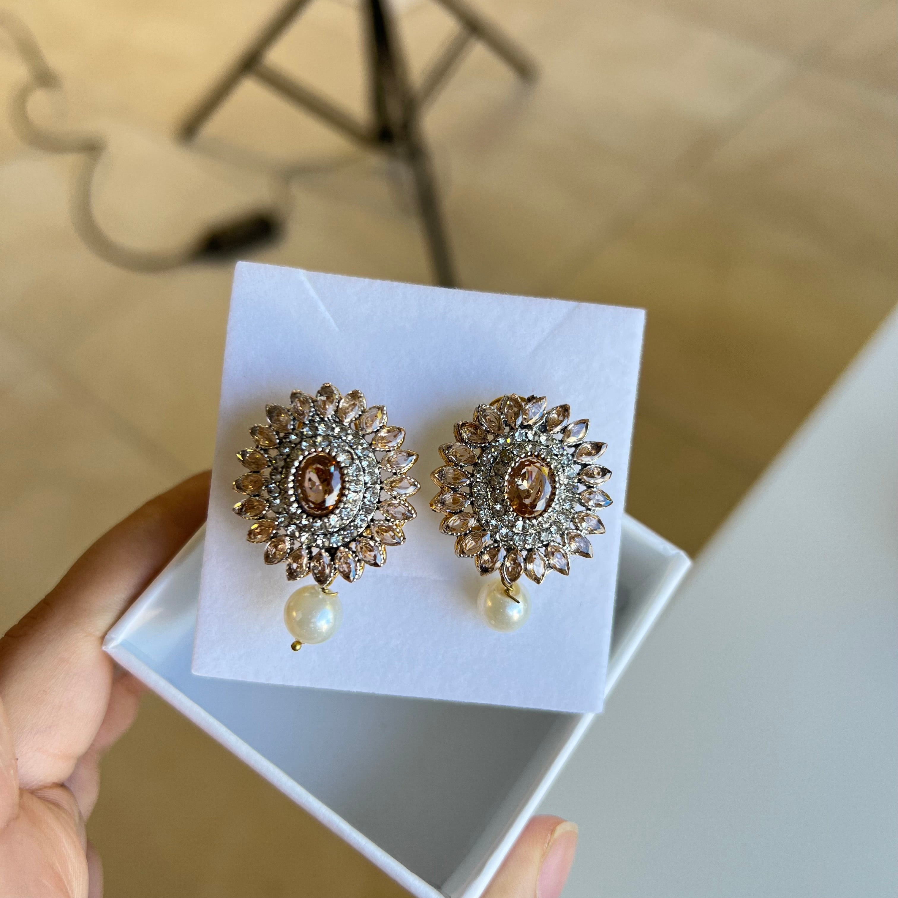 Nadia Studs Gold