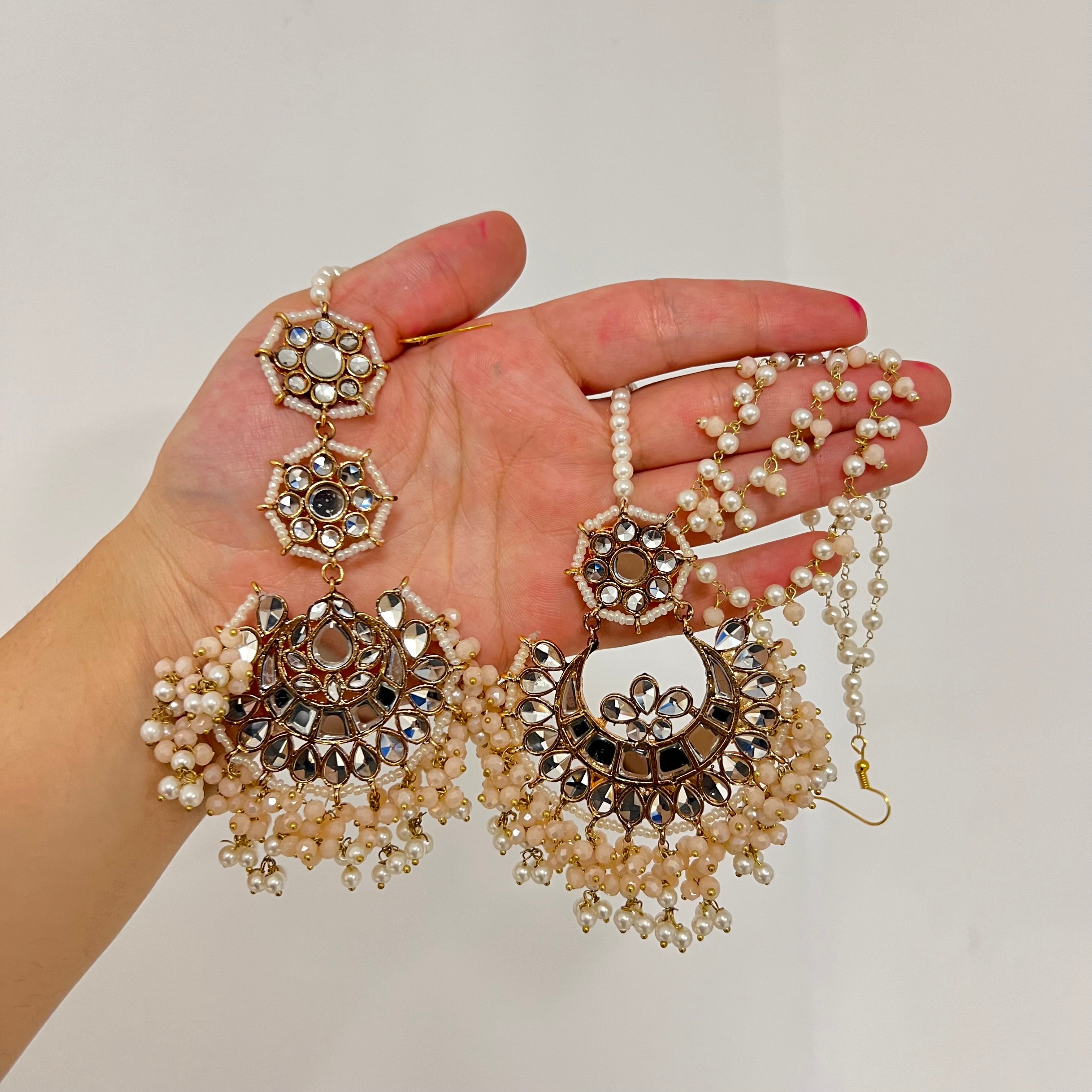 Selena Earring Tikka Set