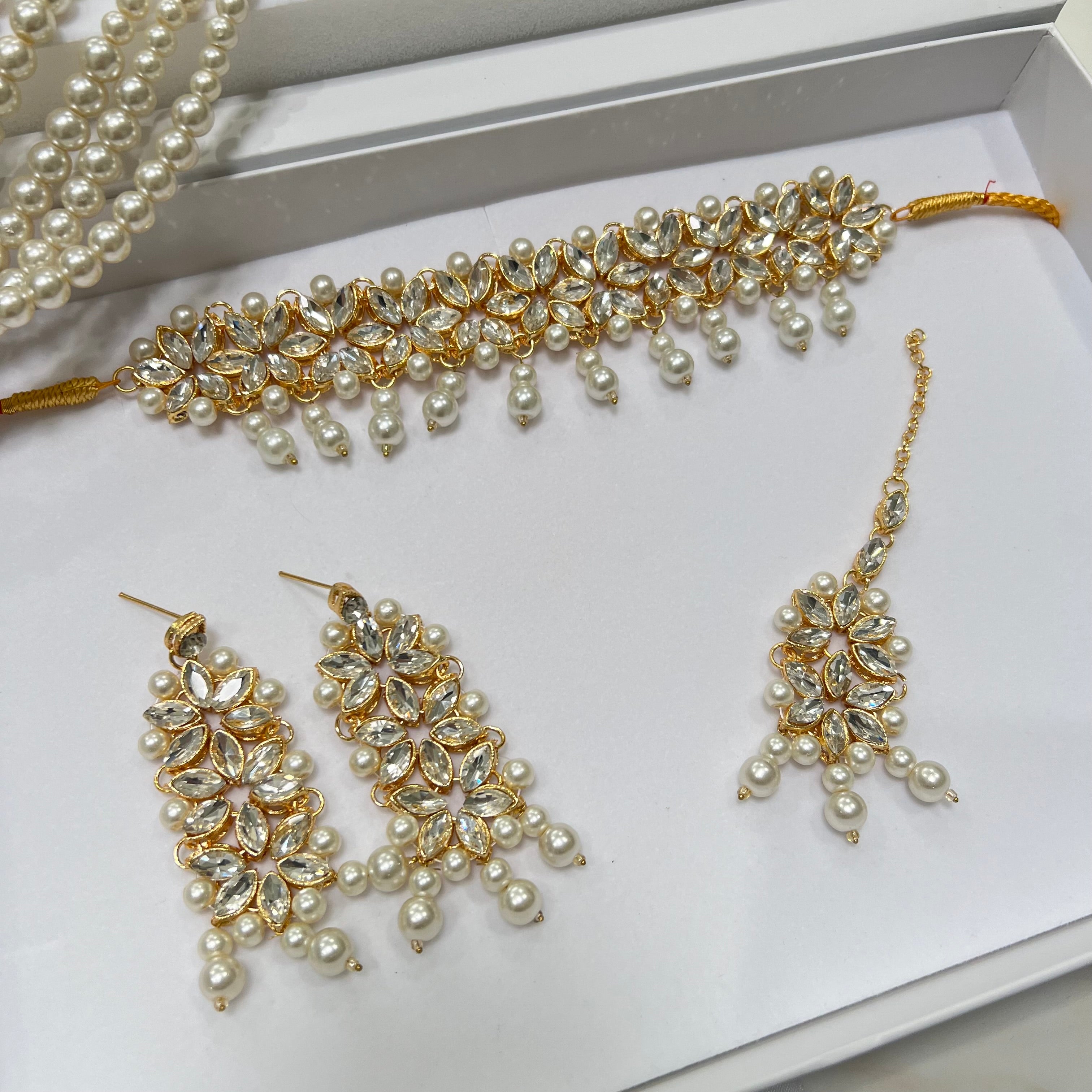 Sania Necklace Set Gold