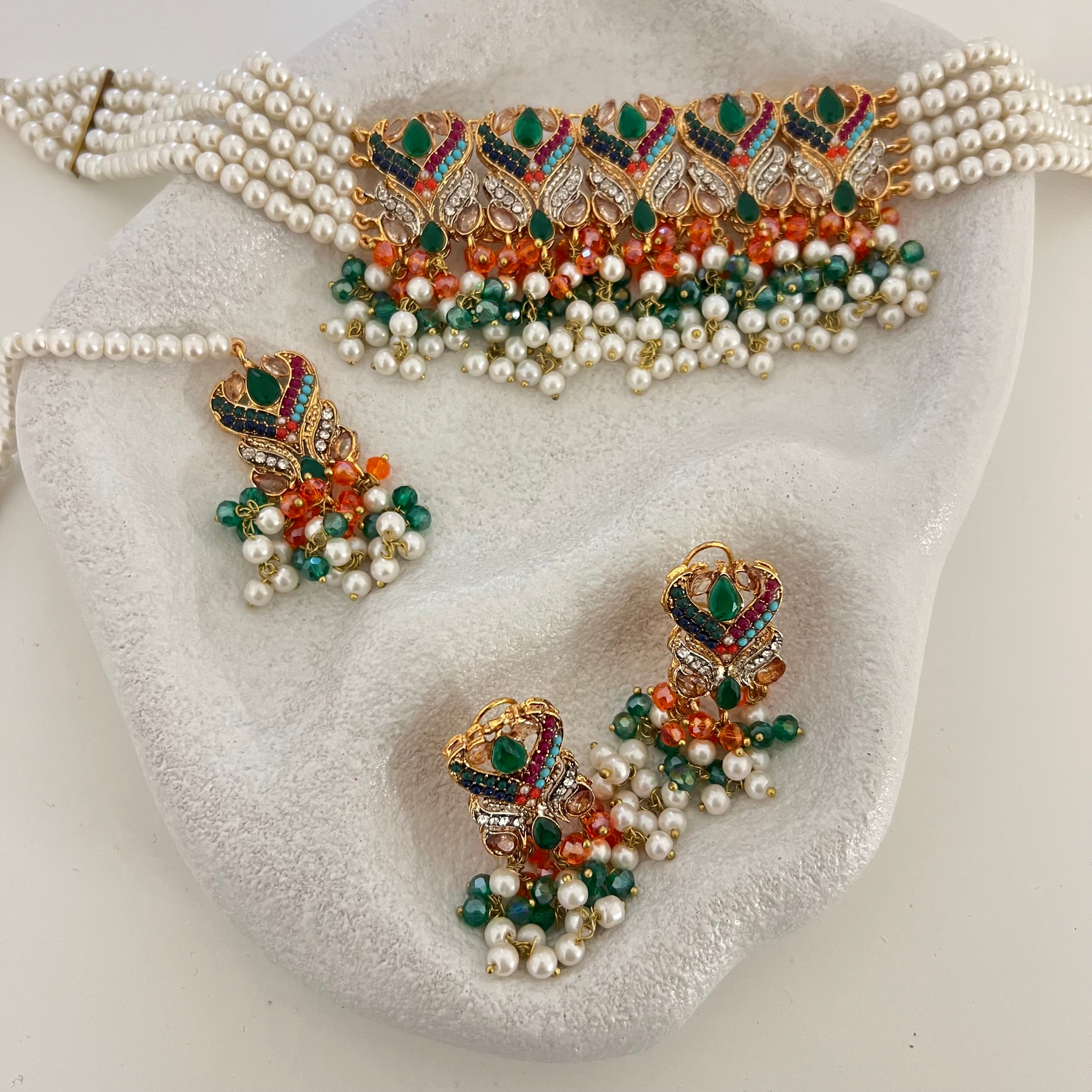 Nashwa Choker Set