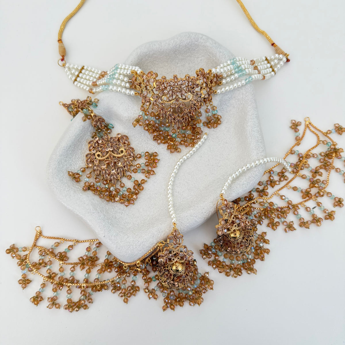 Mahira Choker Set
