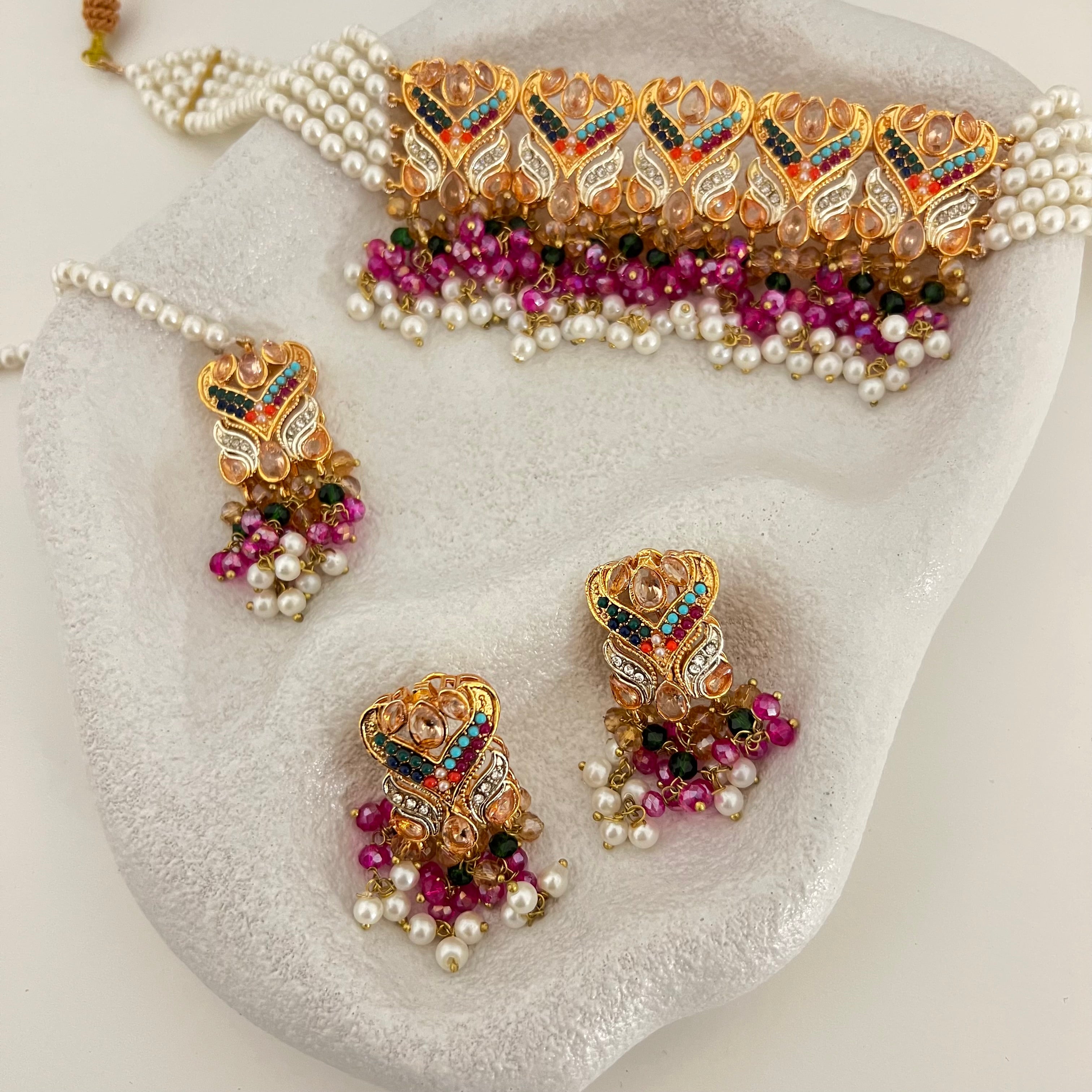 Nashwa Choker Set