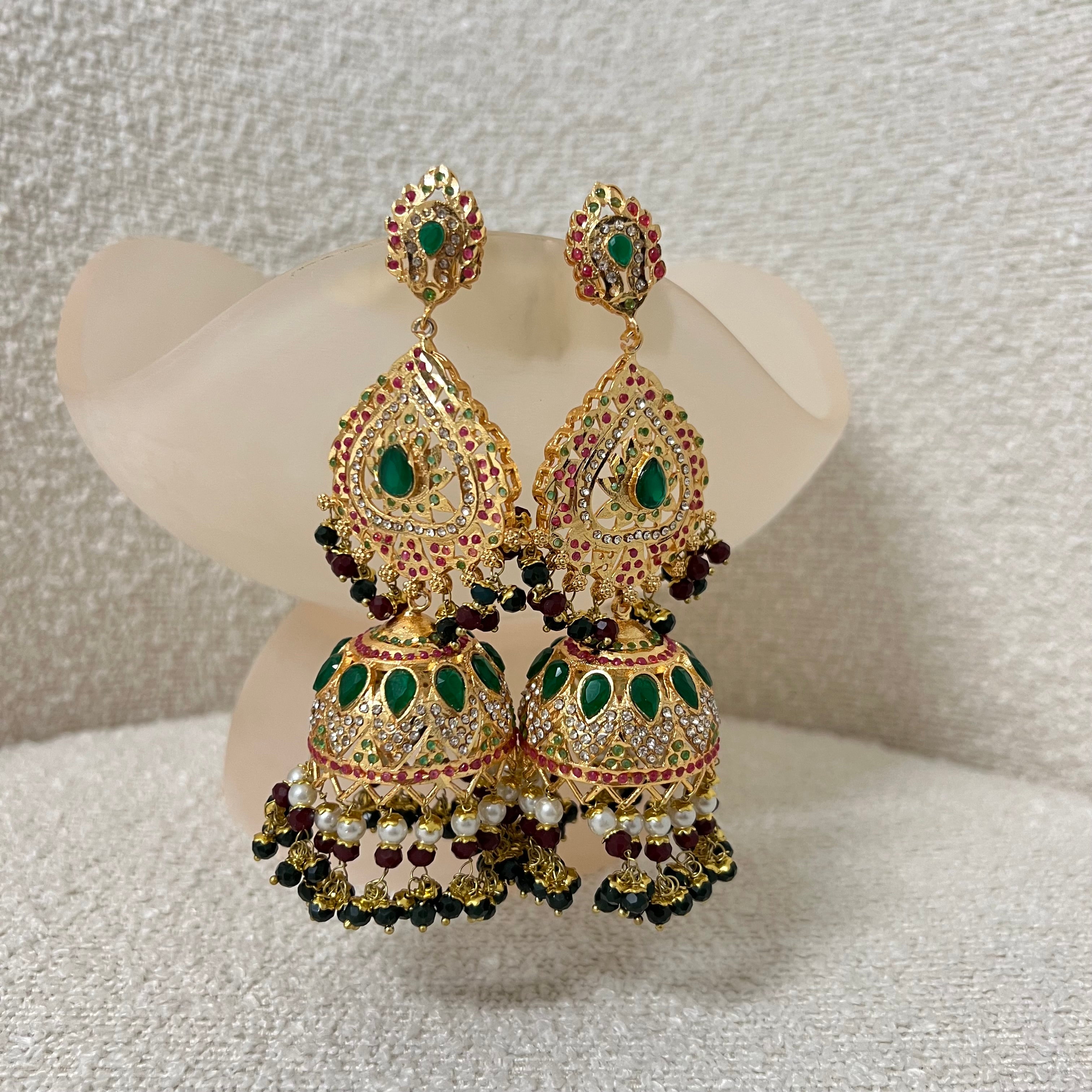 Parween Jhumka