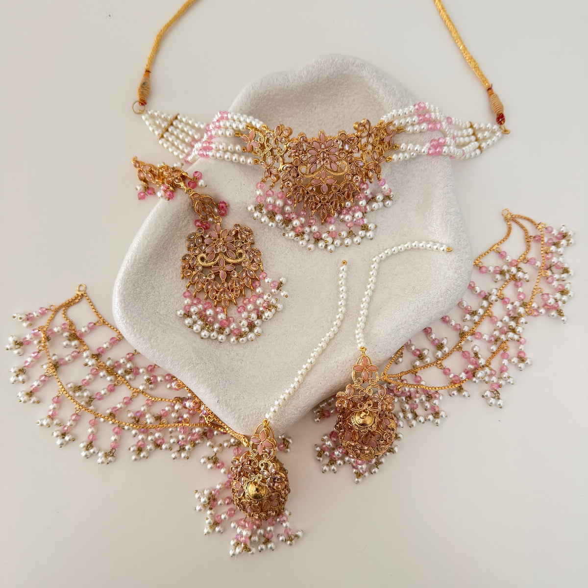 Mahira Choker Set