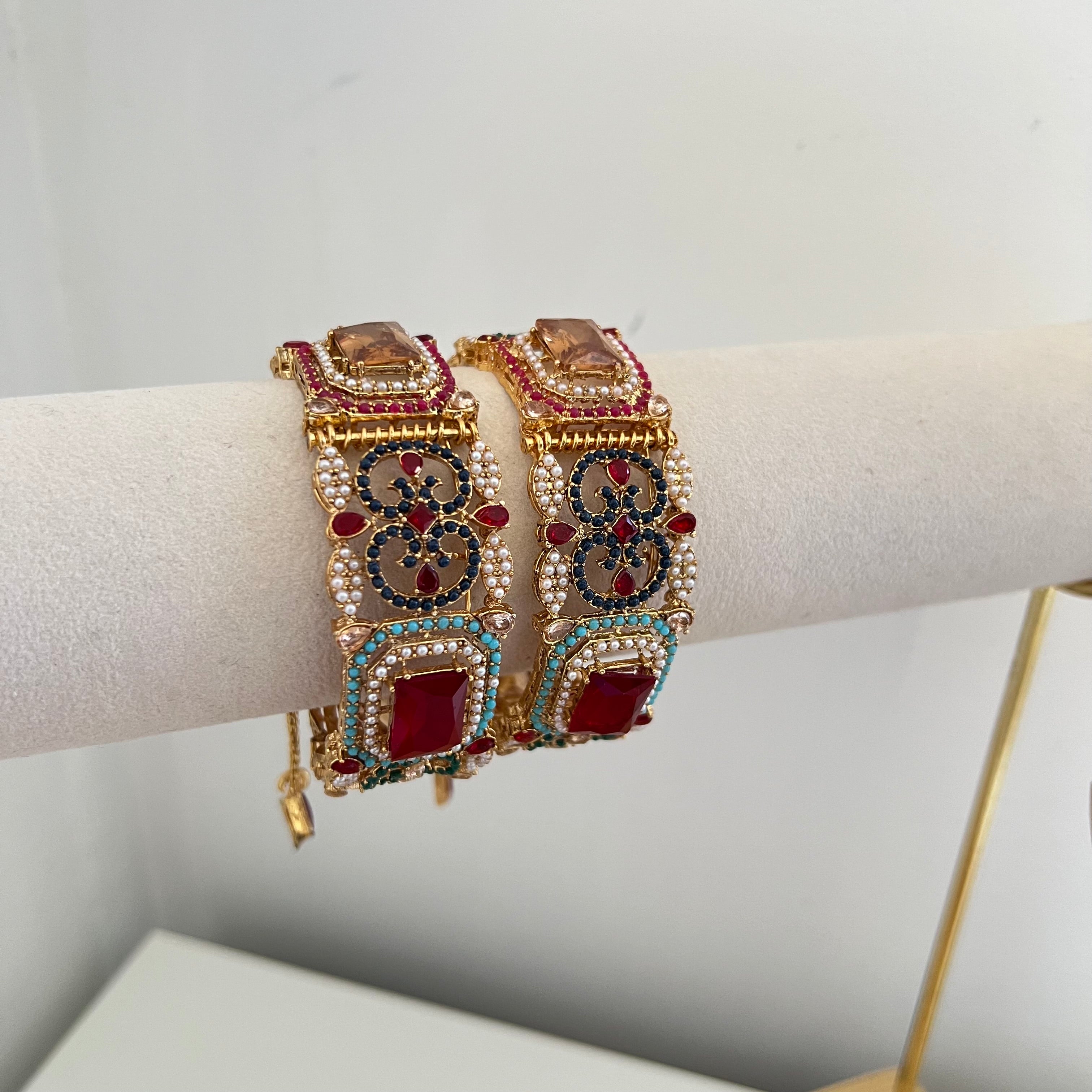 Hiba Bangle Gold/Red