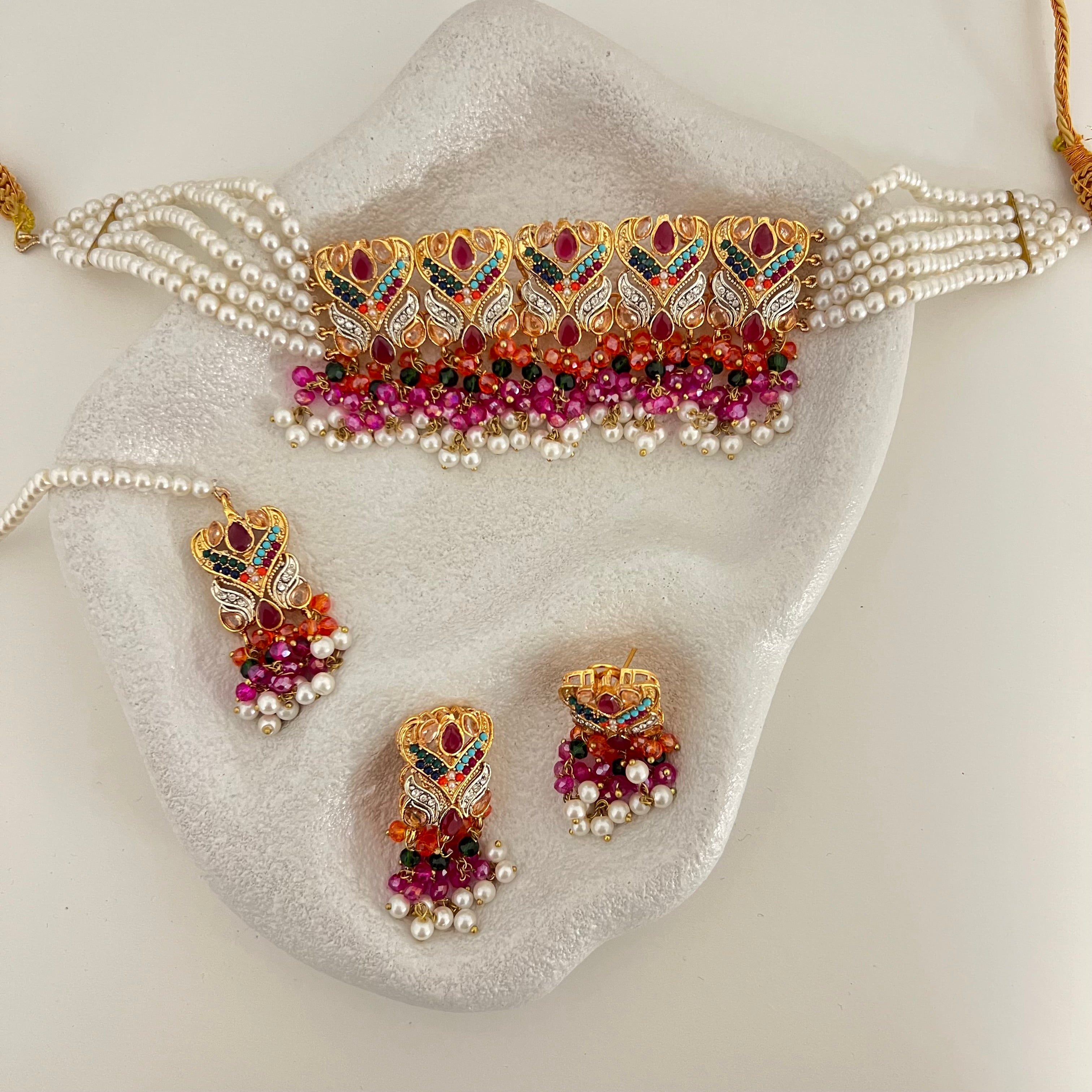 Nashwa Choker Set