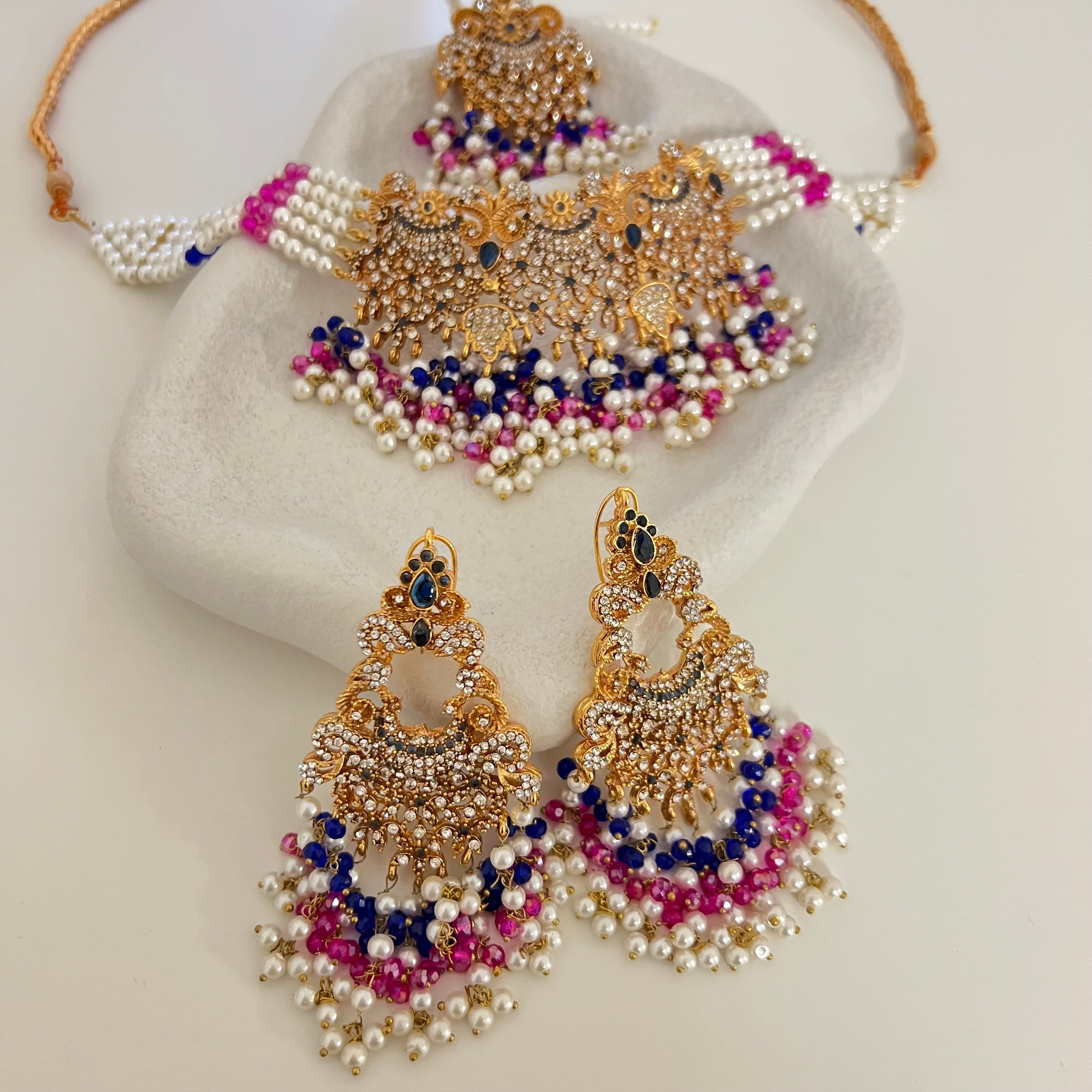 Sabika Choker Set