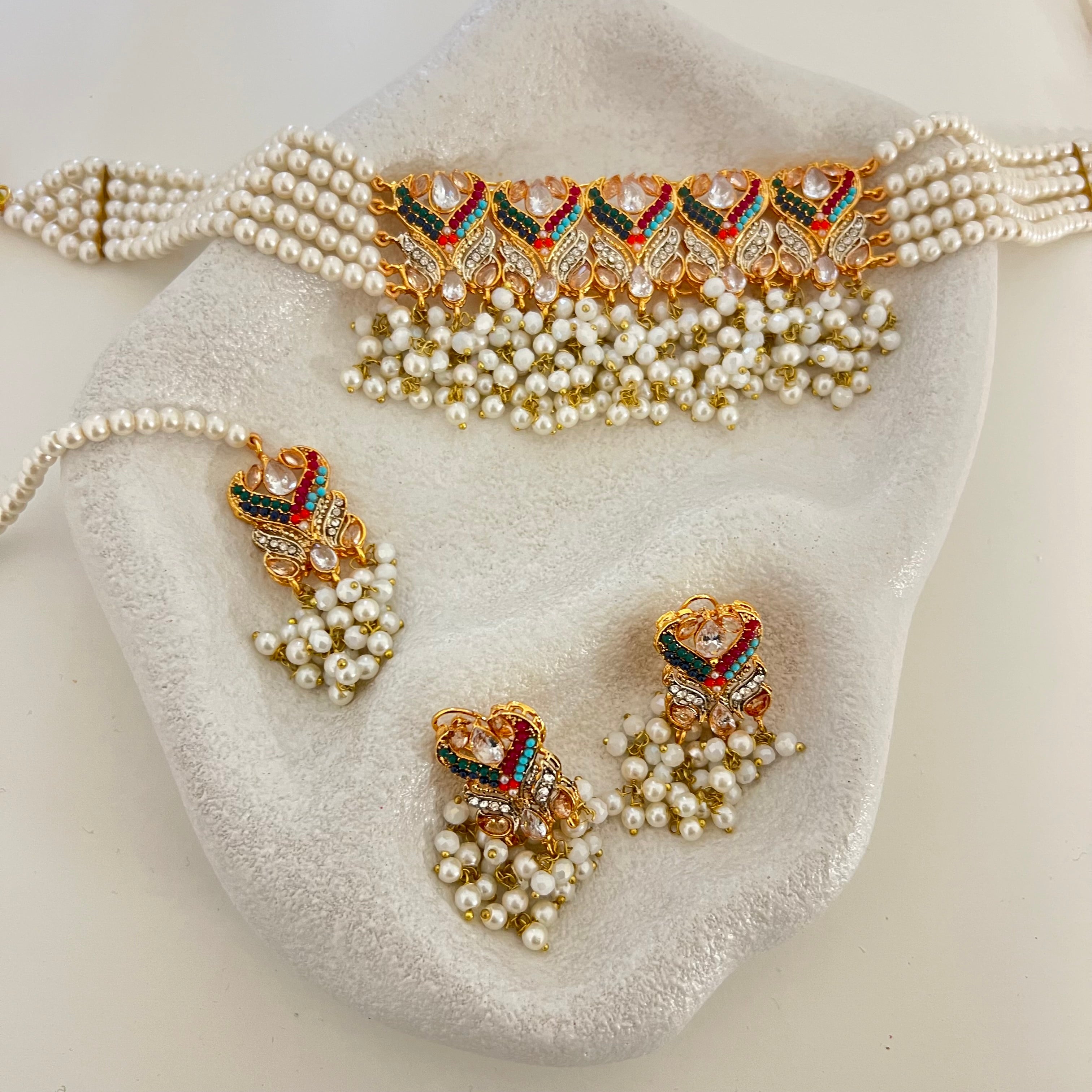 Nashwa Choker Set