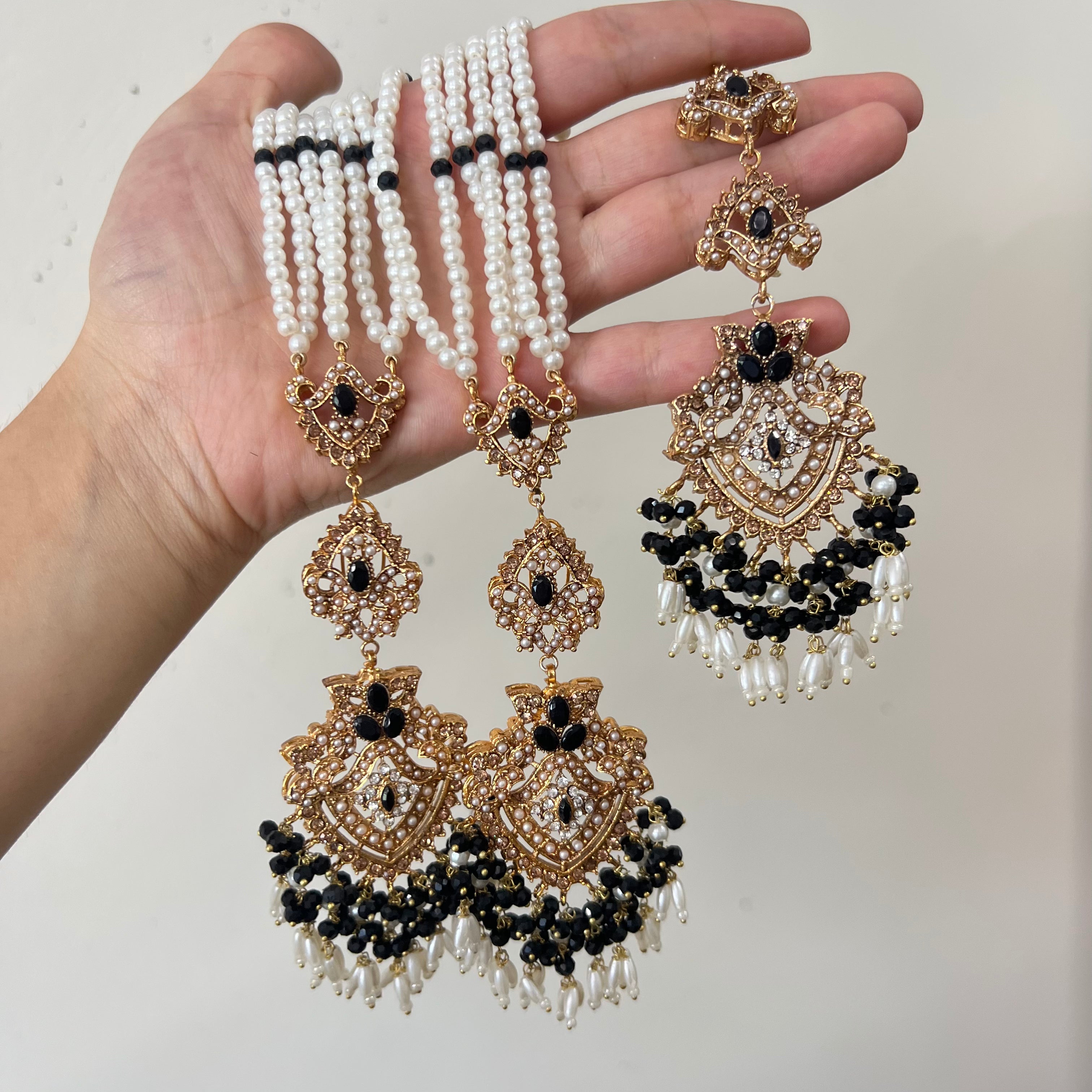 Sureya Earrings & Tikka Black