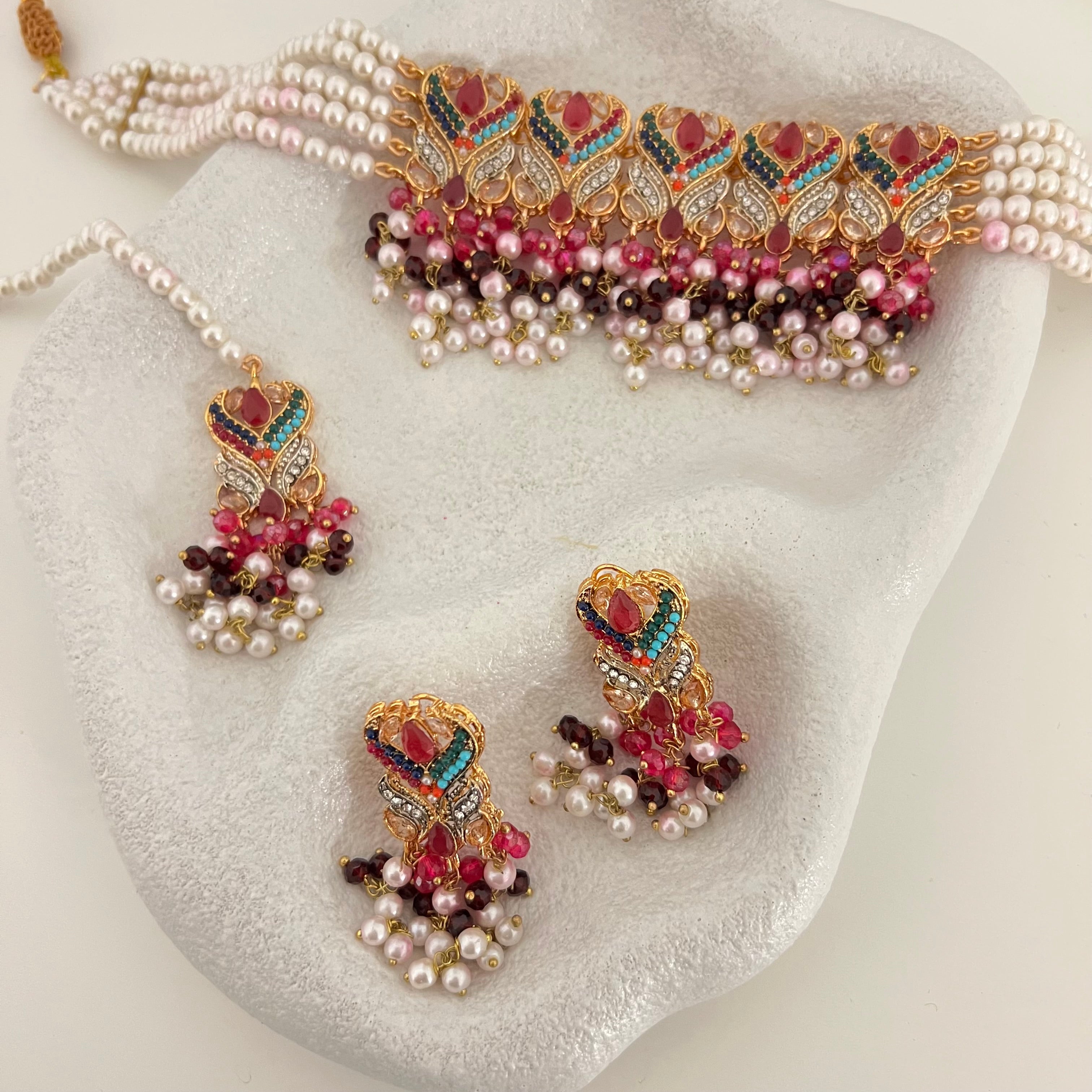 Nashwa Choker Set