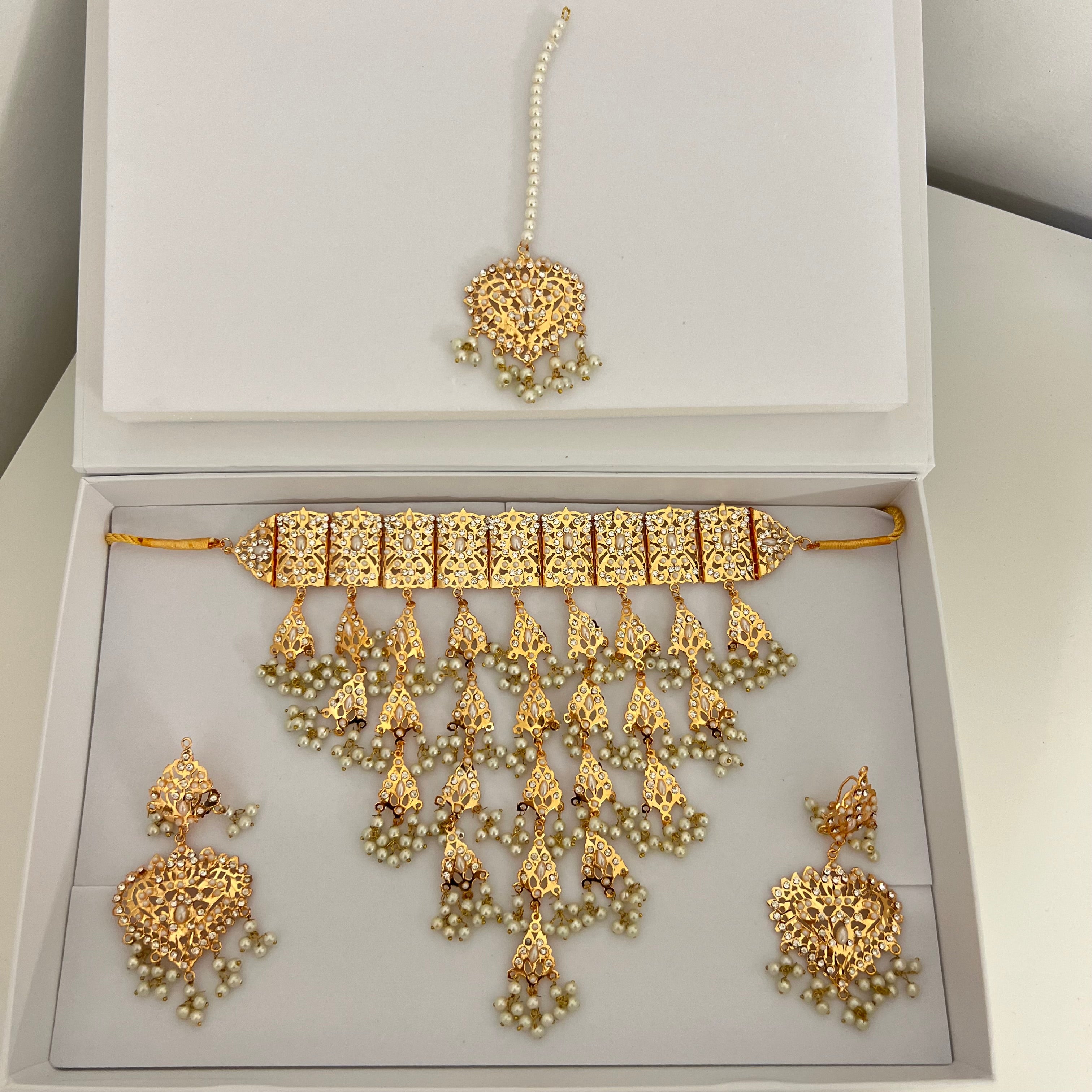 Uzma Choker Set