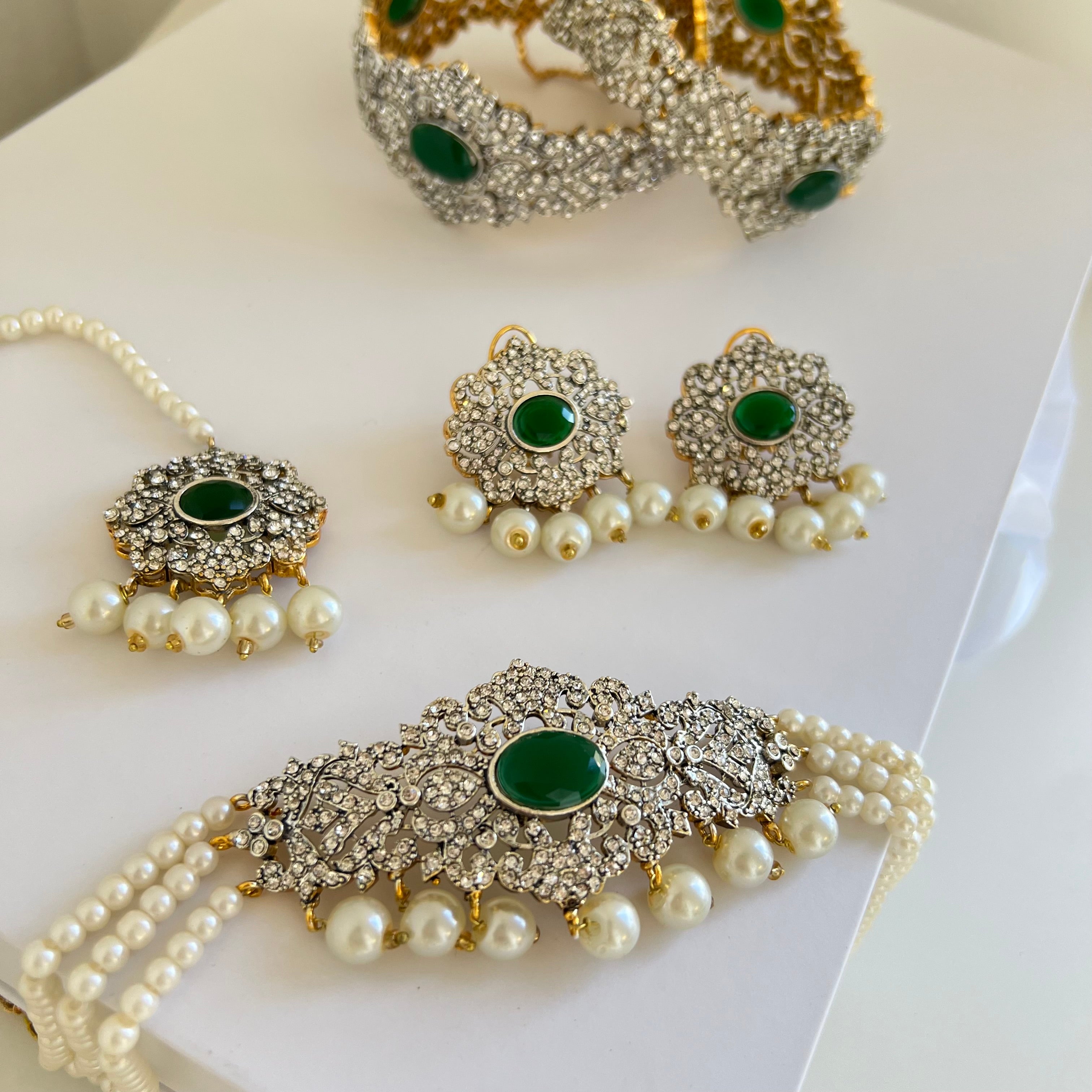 Zyna Choker Set Green