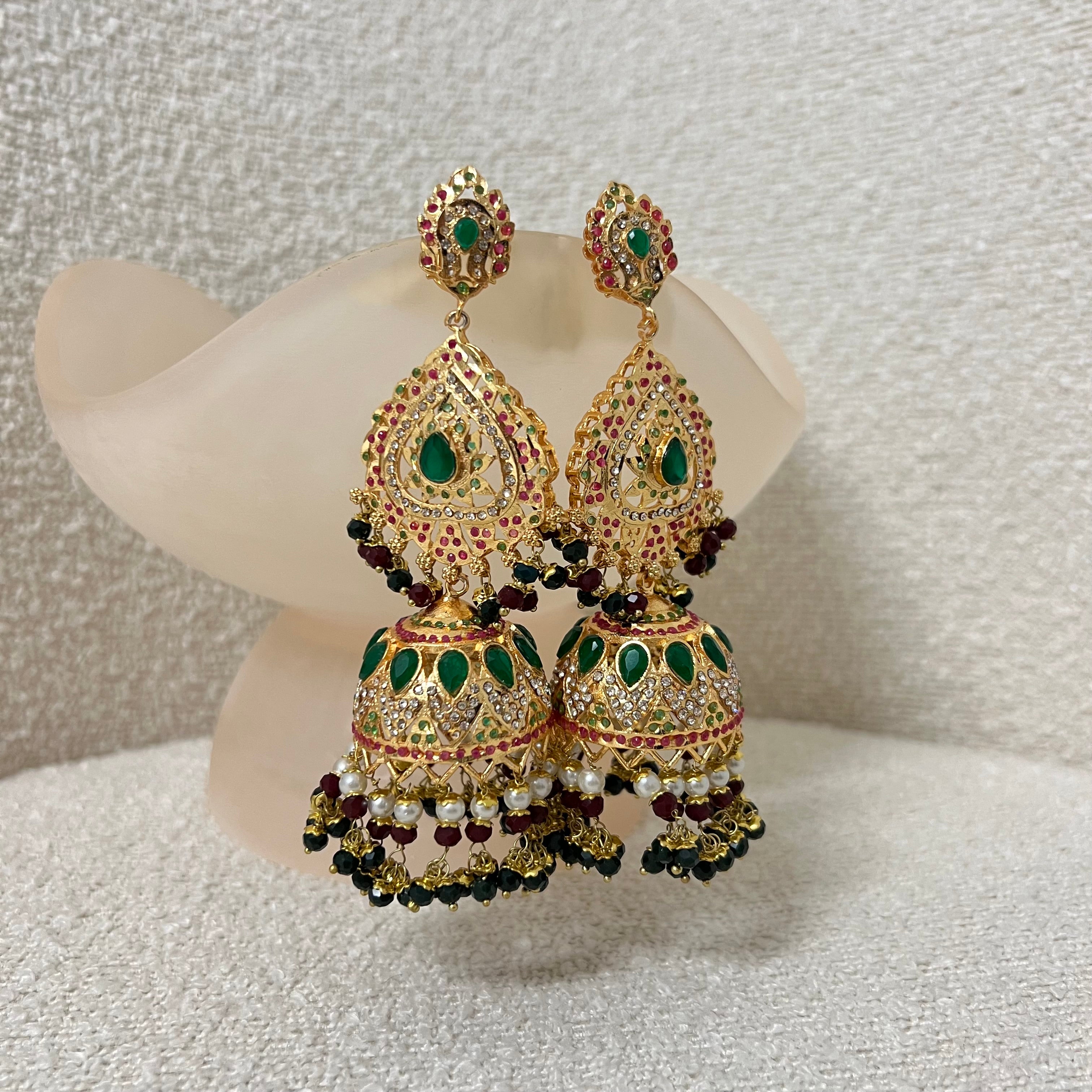 Parween Jhumka