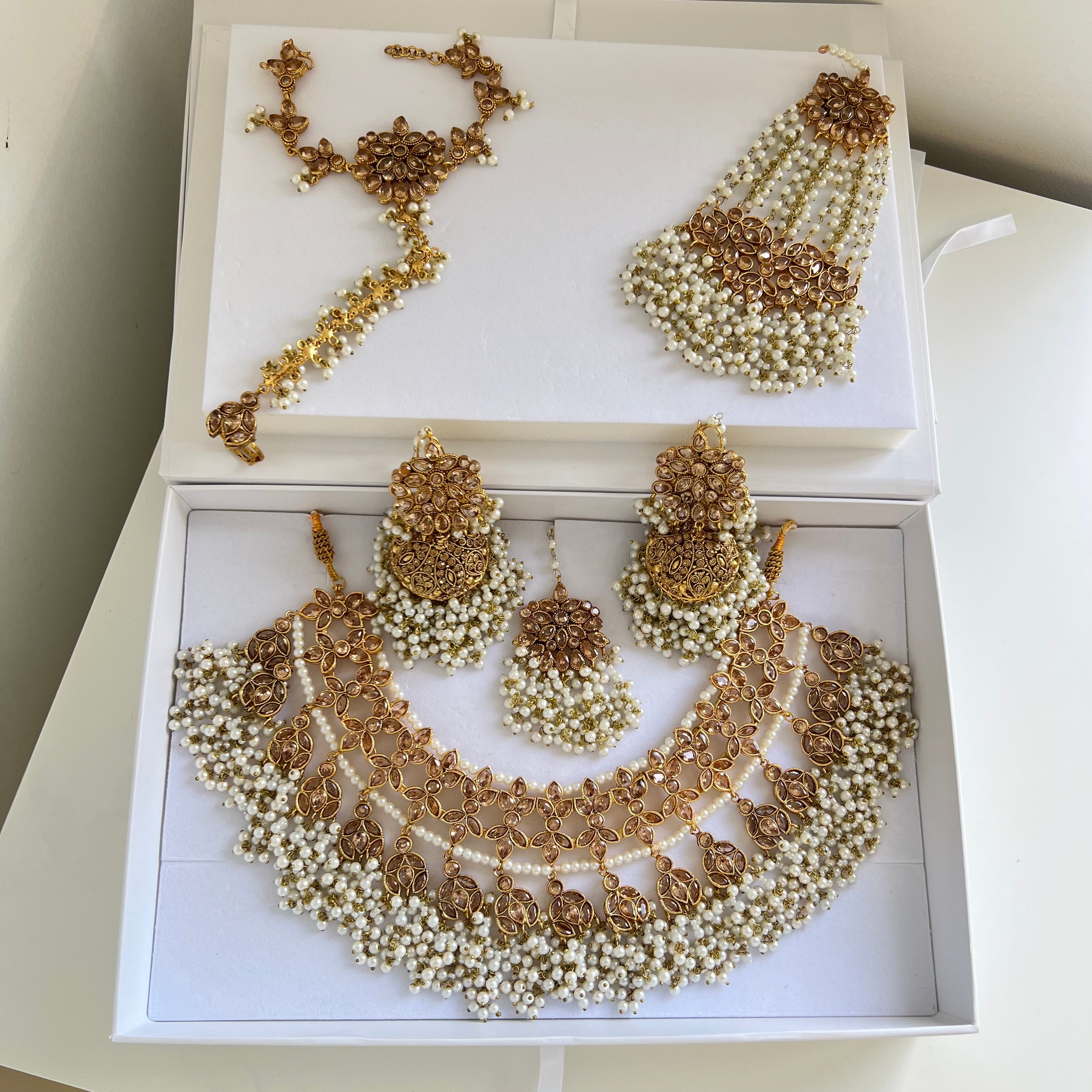 Mahir Bridal Set Gold