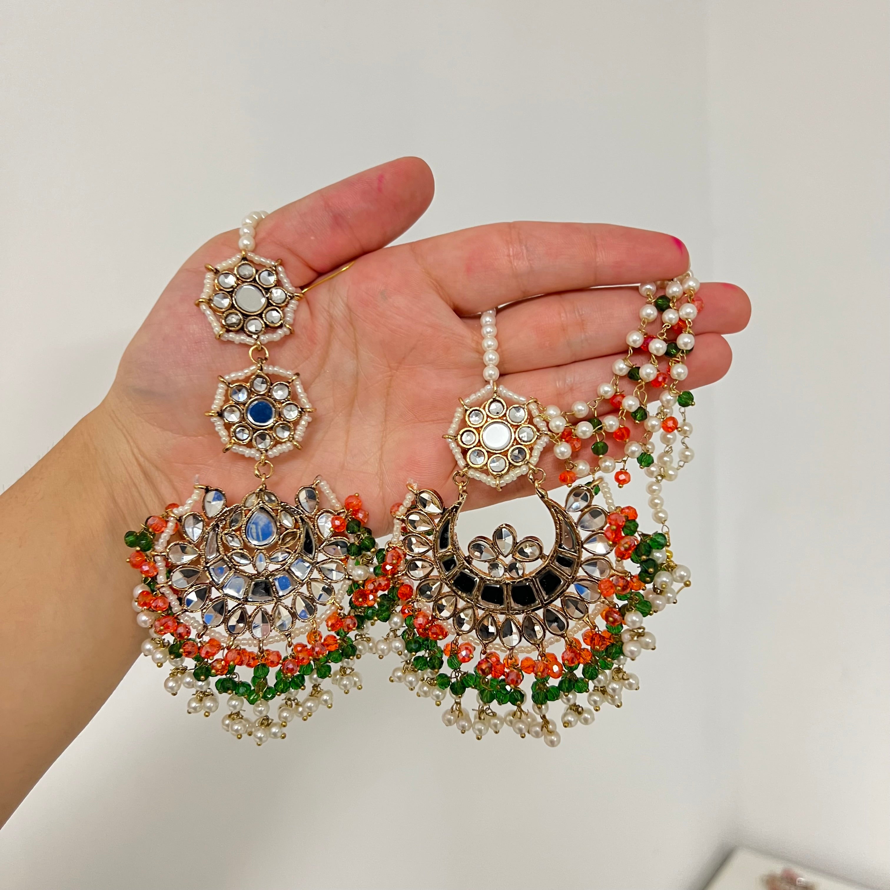 Selena Earring Tikka Set