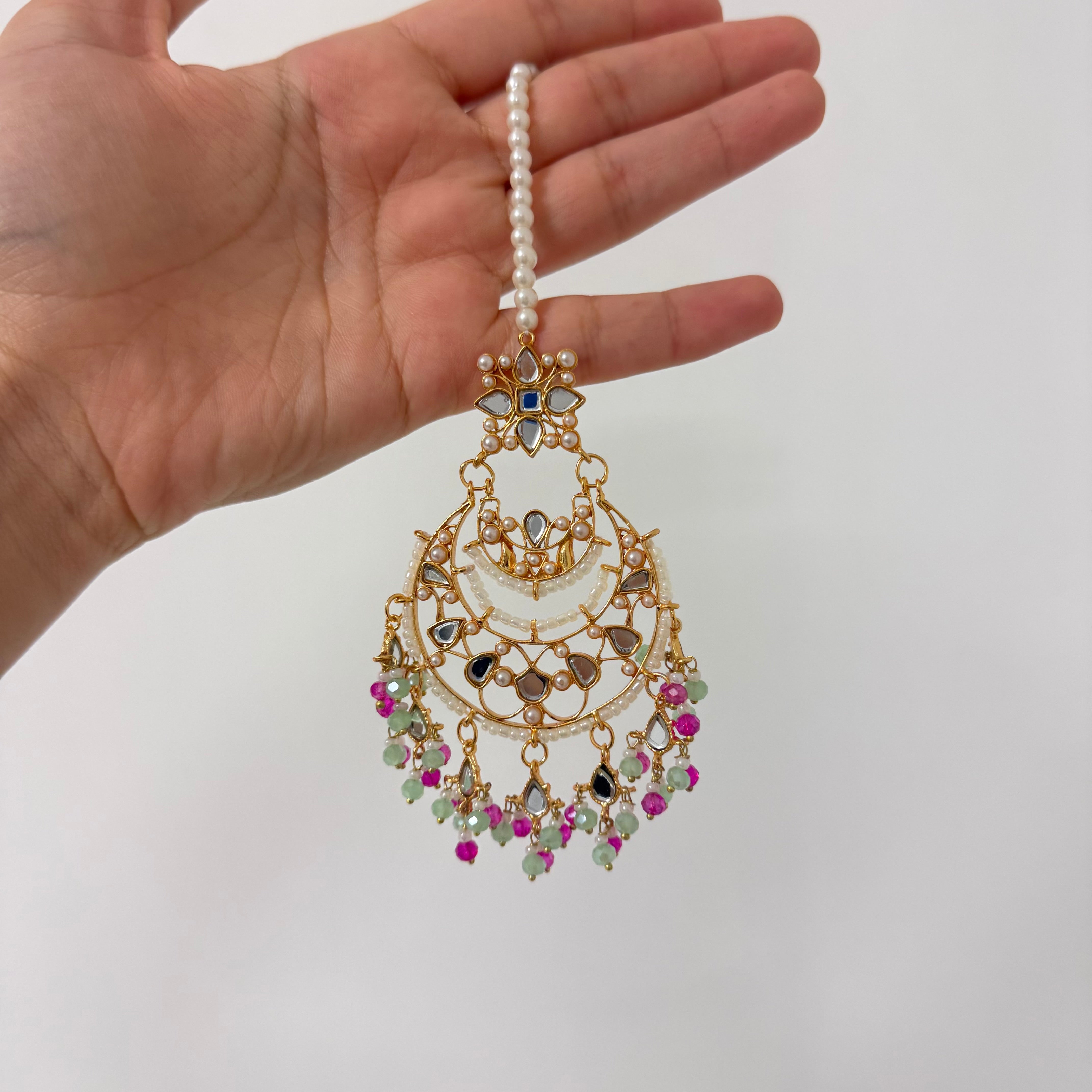 Selena Earring Tikka Set