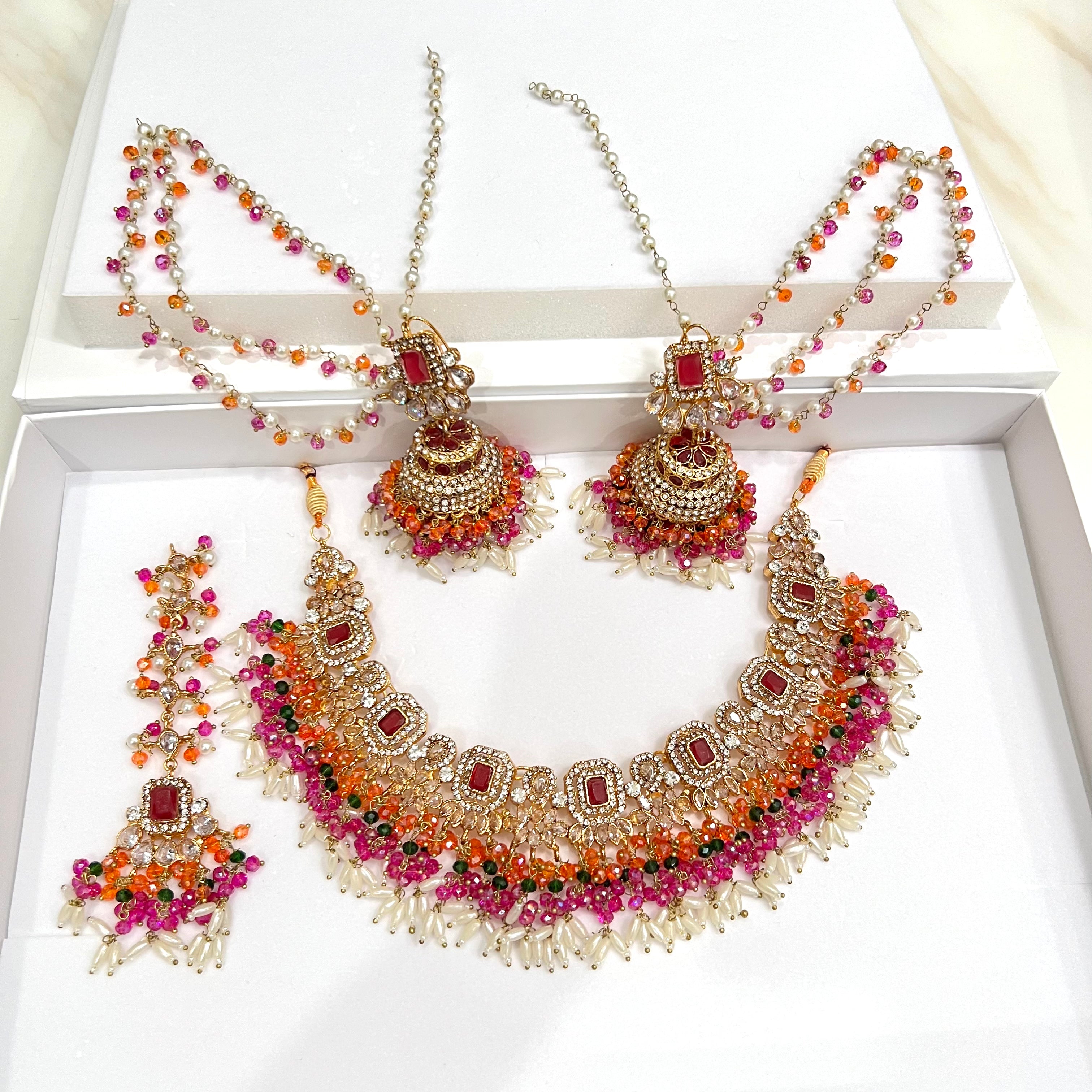 Zishaa Necklace Set Pink