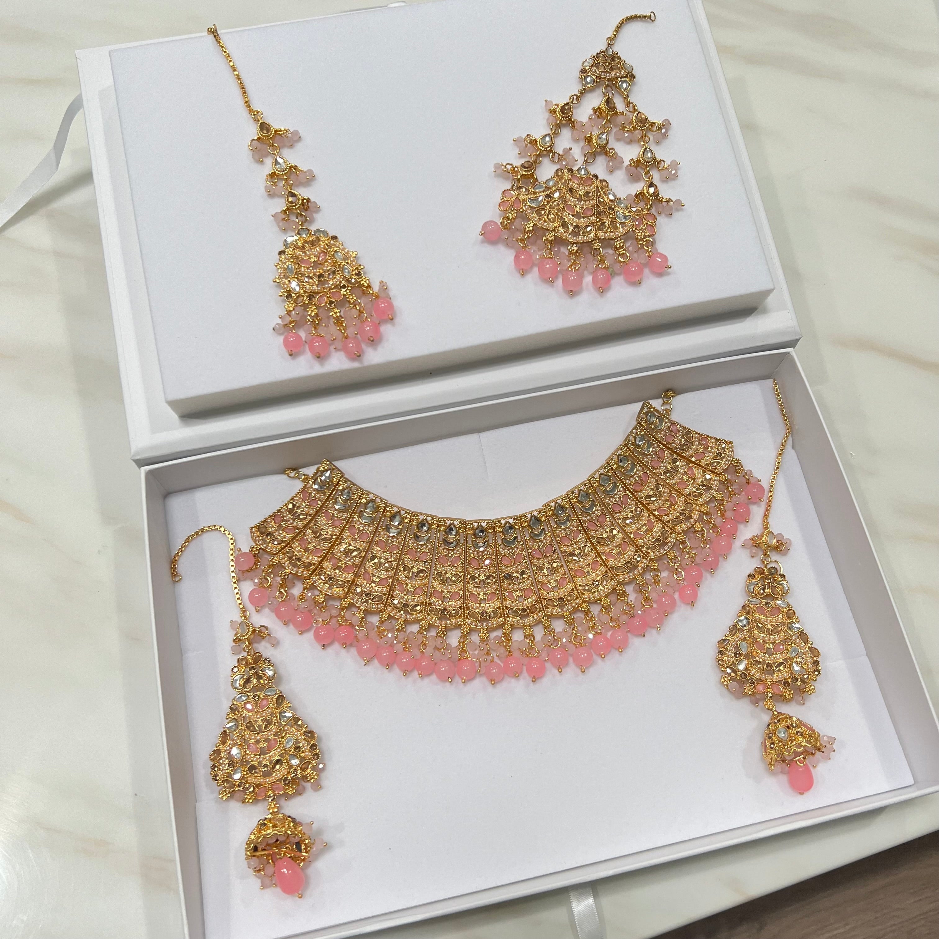 Amani Necklace Set Pink