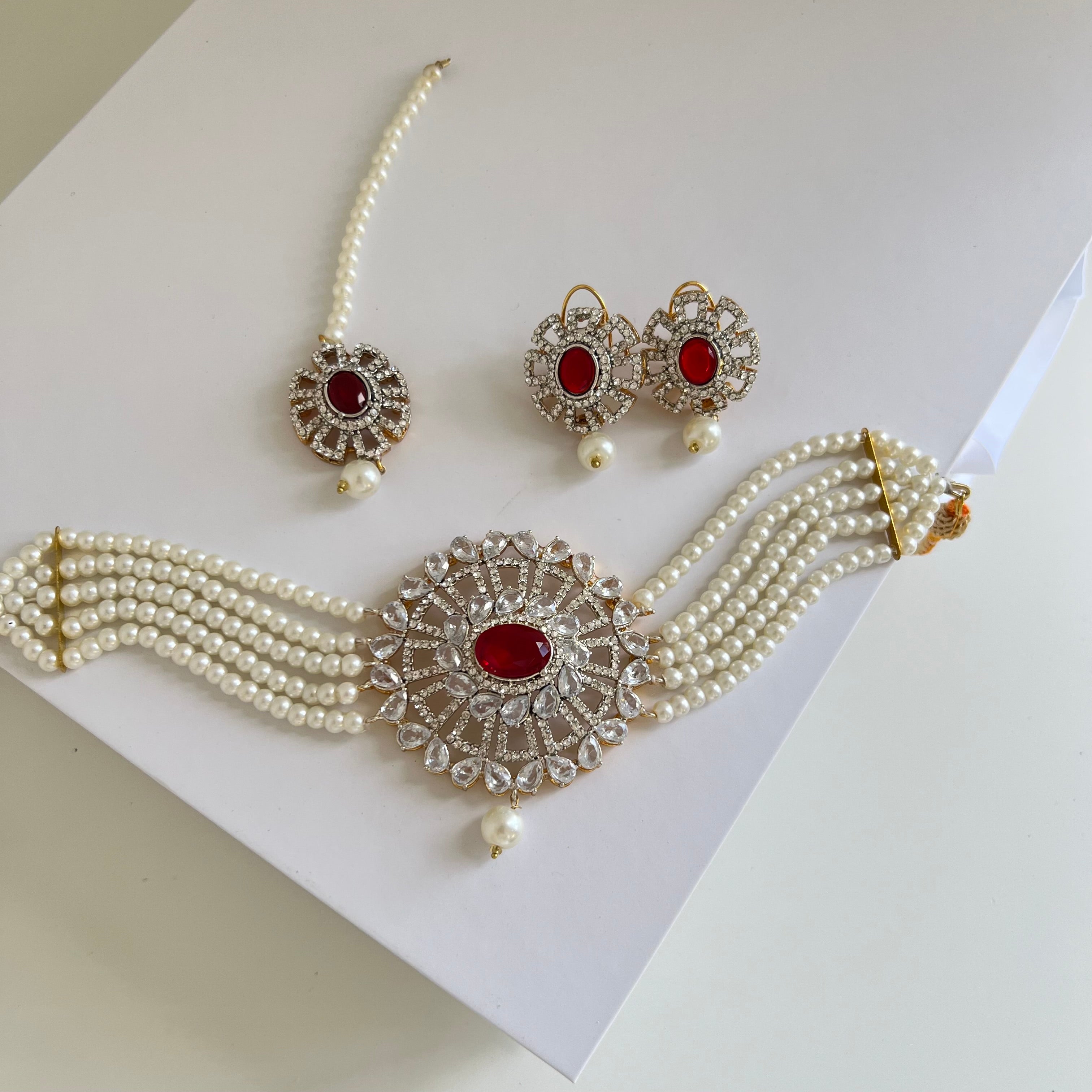 Sobia Choker Set Red