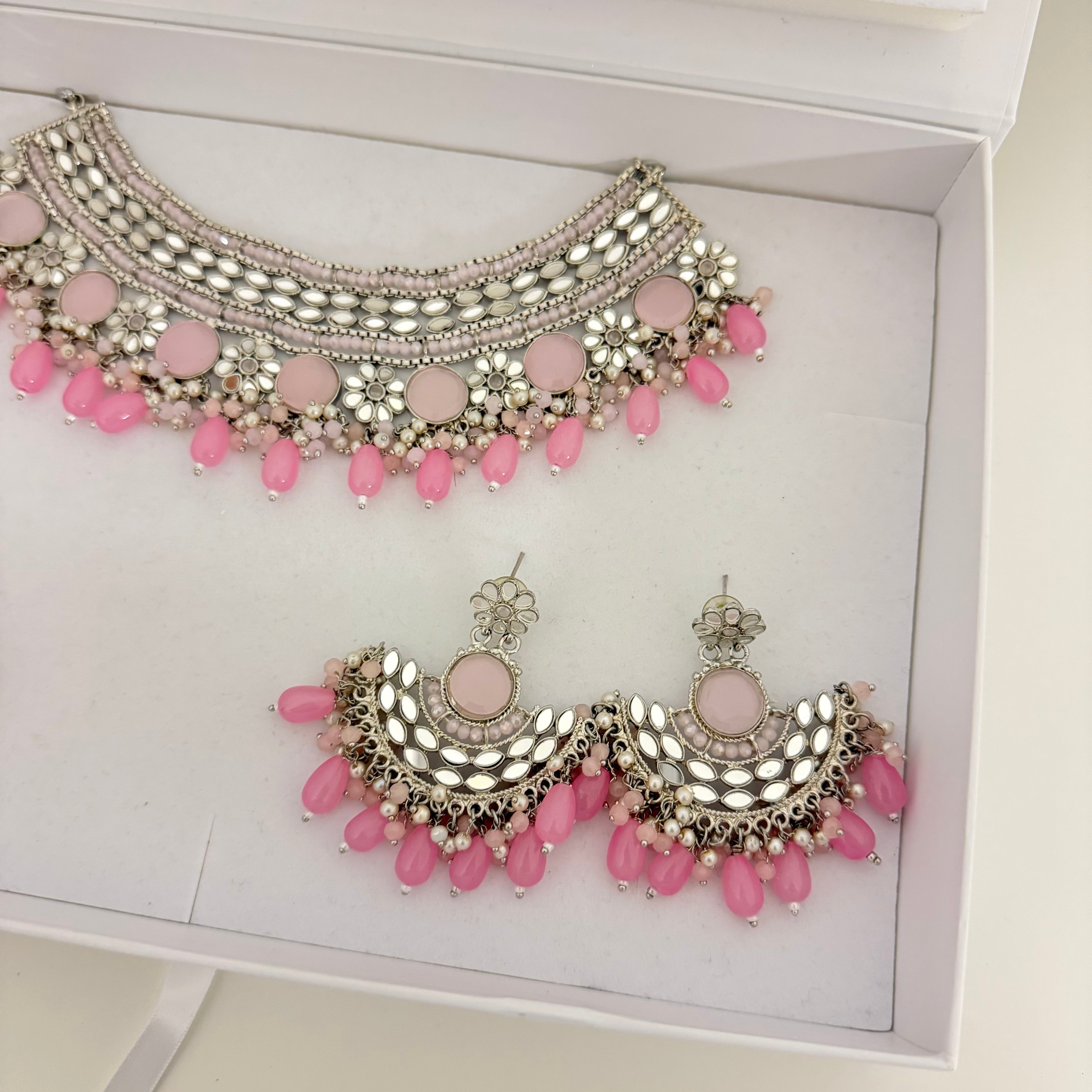 Abeer Necklace Set