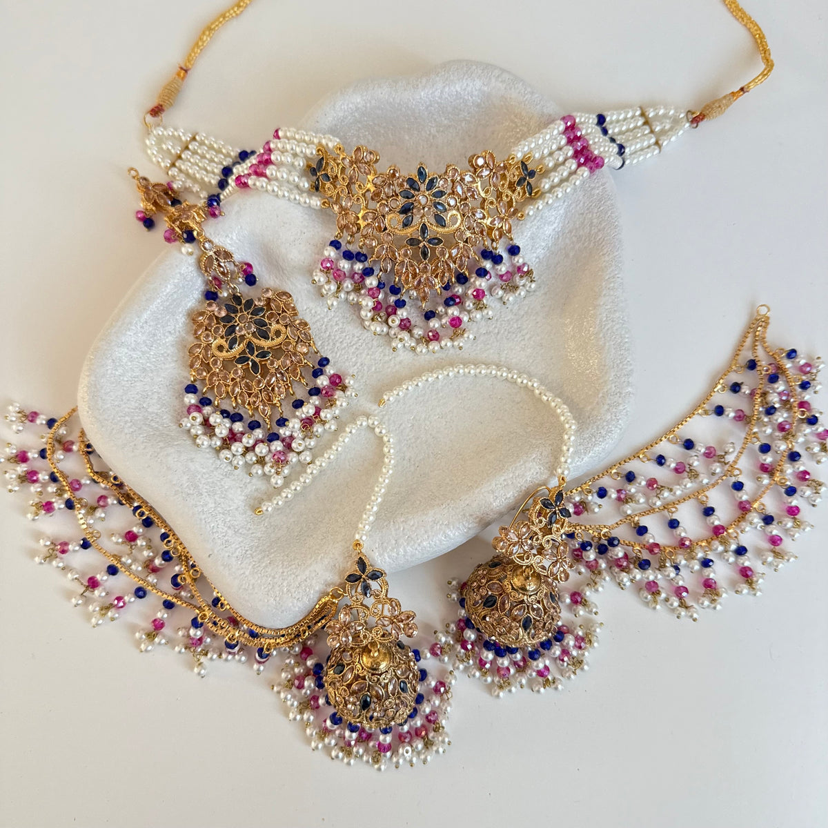 Mahira Choker Set