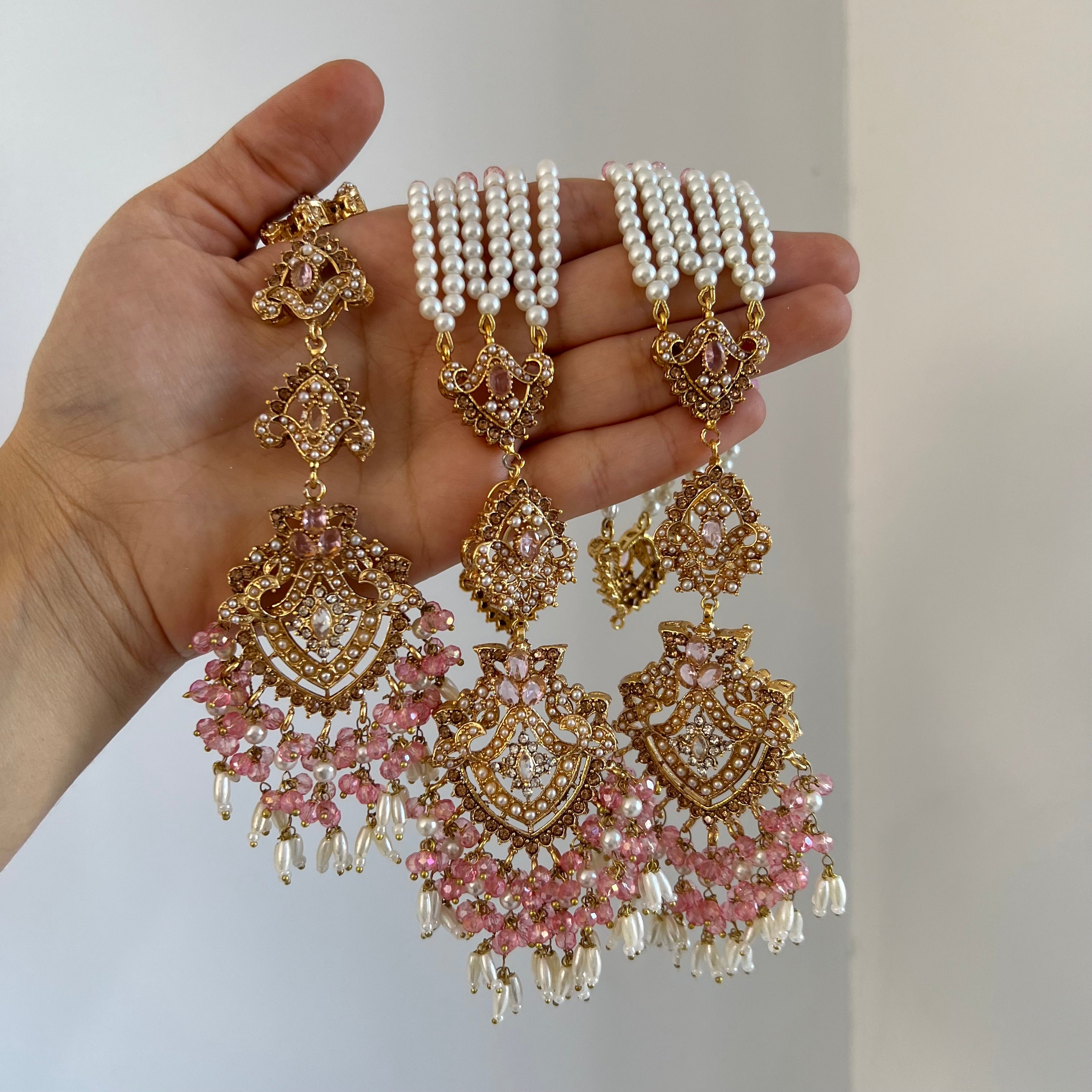 Sureya Earrings & Tikka Pink