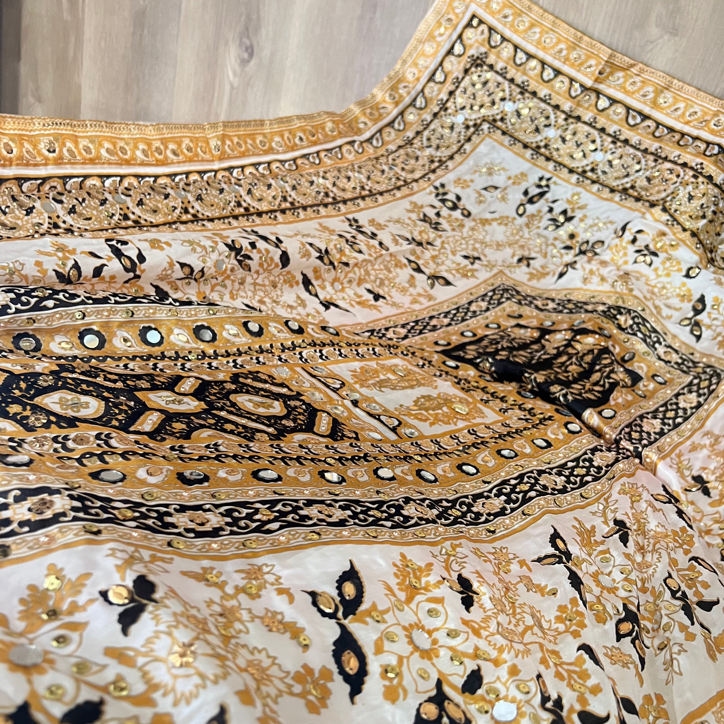 Aliyah Silk Dupatta Black/Gold