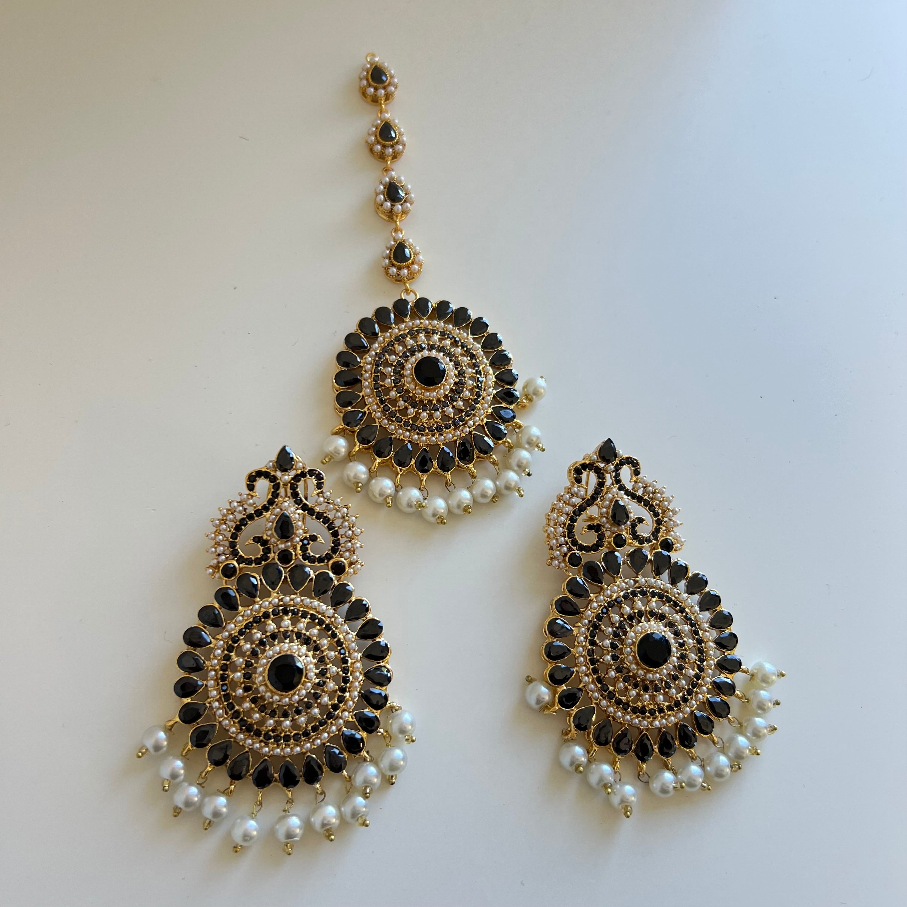 Lyba Earrings & Tikka Black