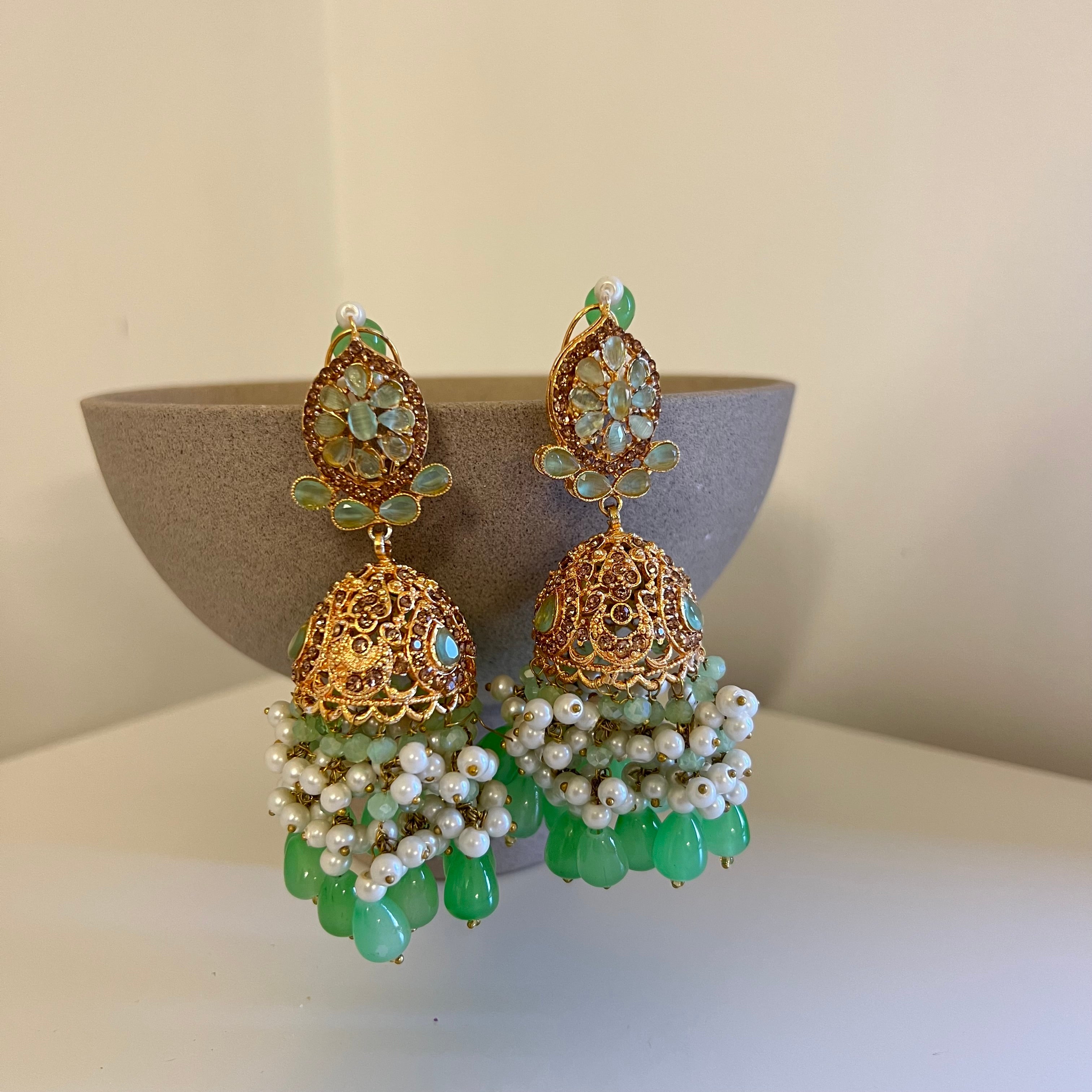 Ameera Jhumka Mint