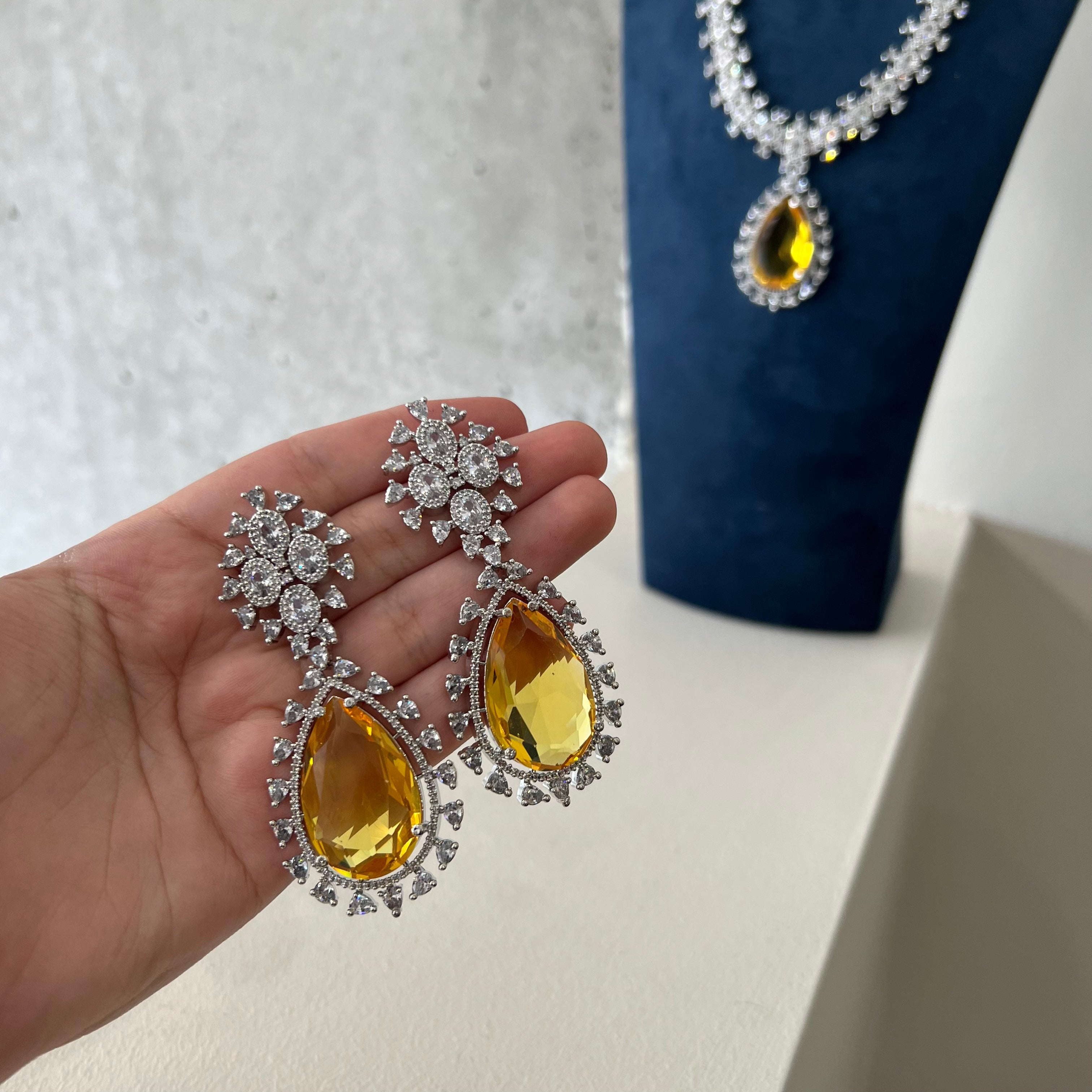 Deepika Necklace Set Yellow