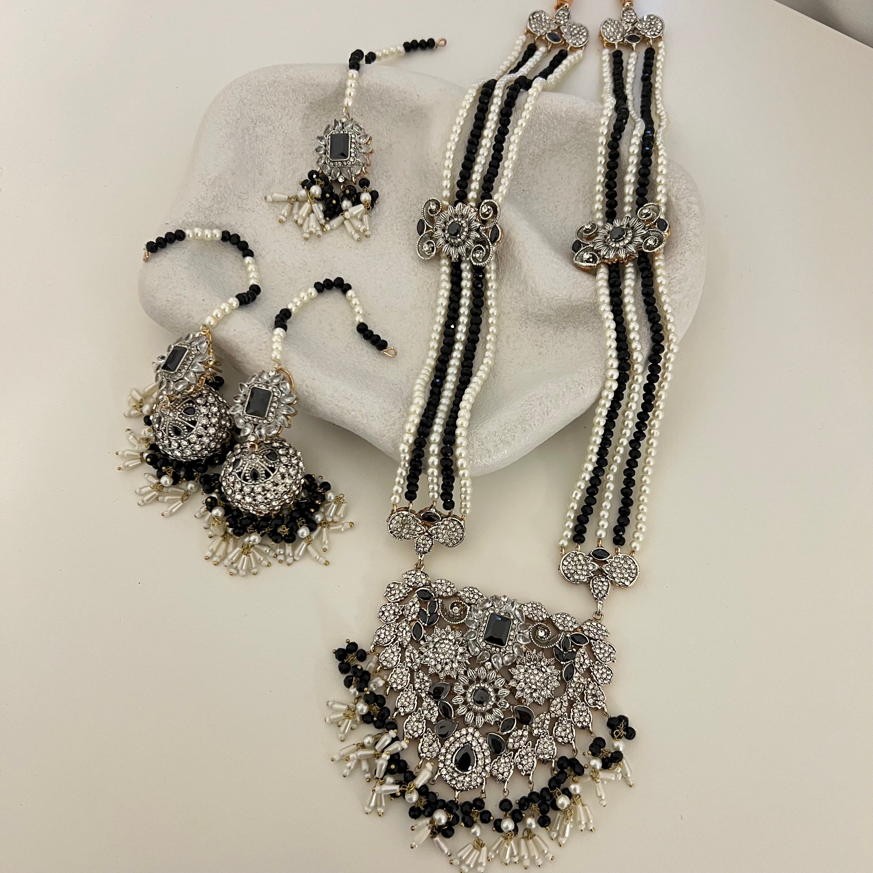 Alisha Long Necklace Set