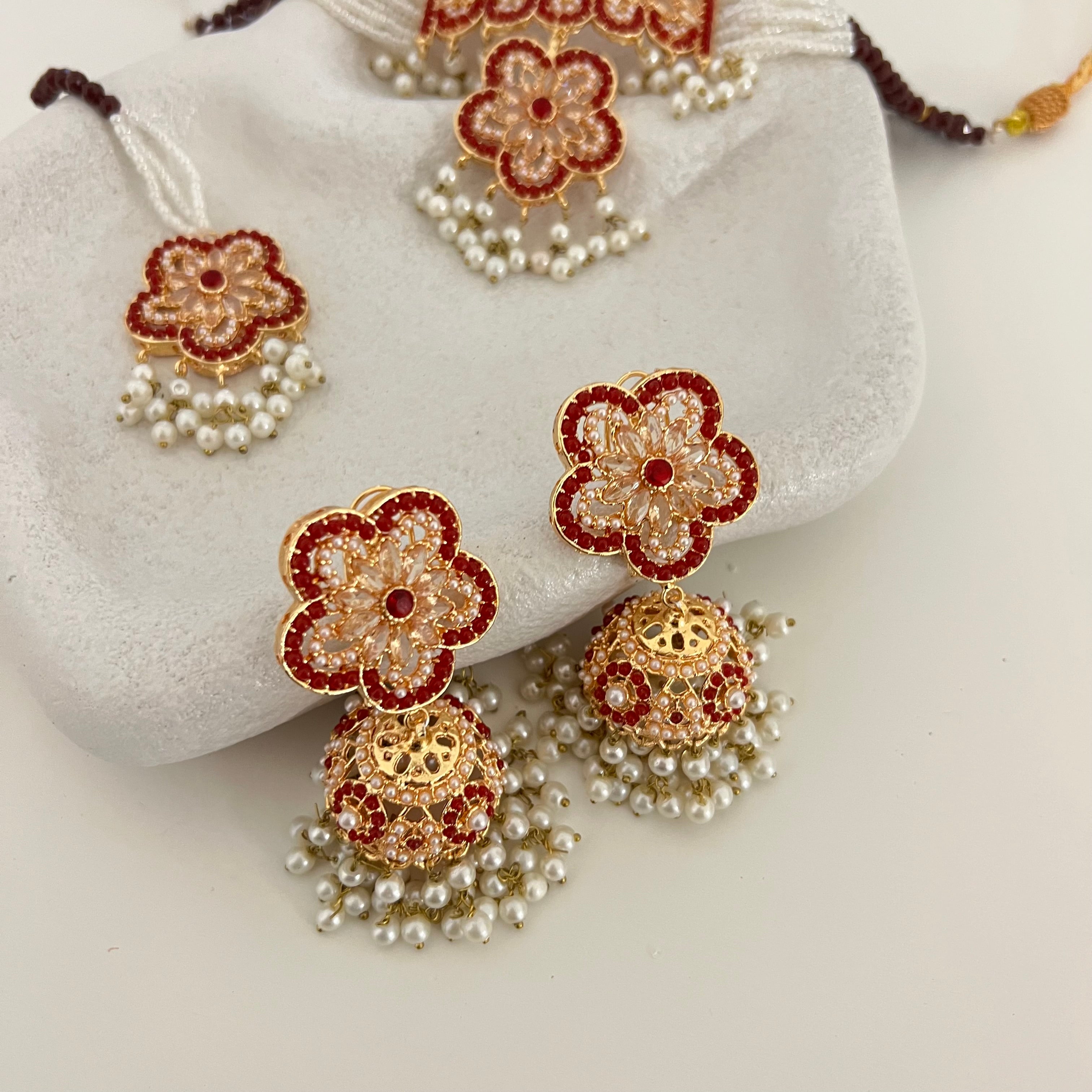 kamila Choker Set