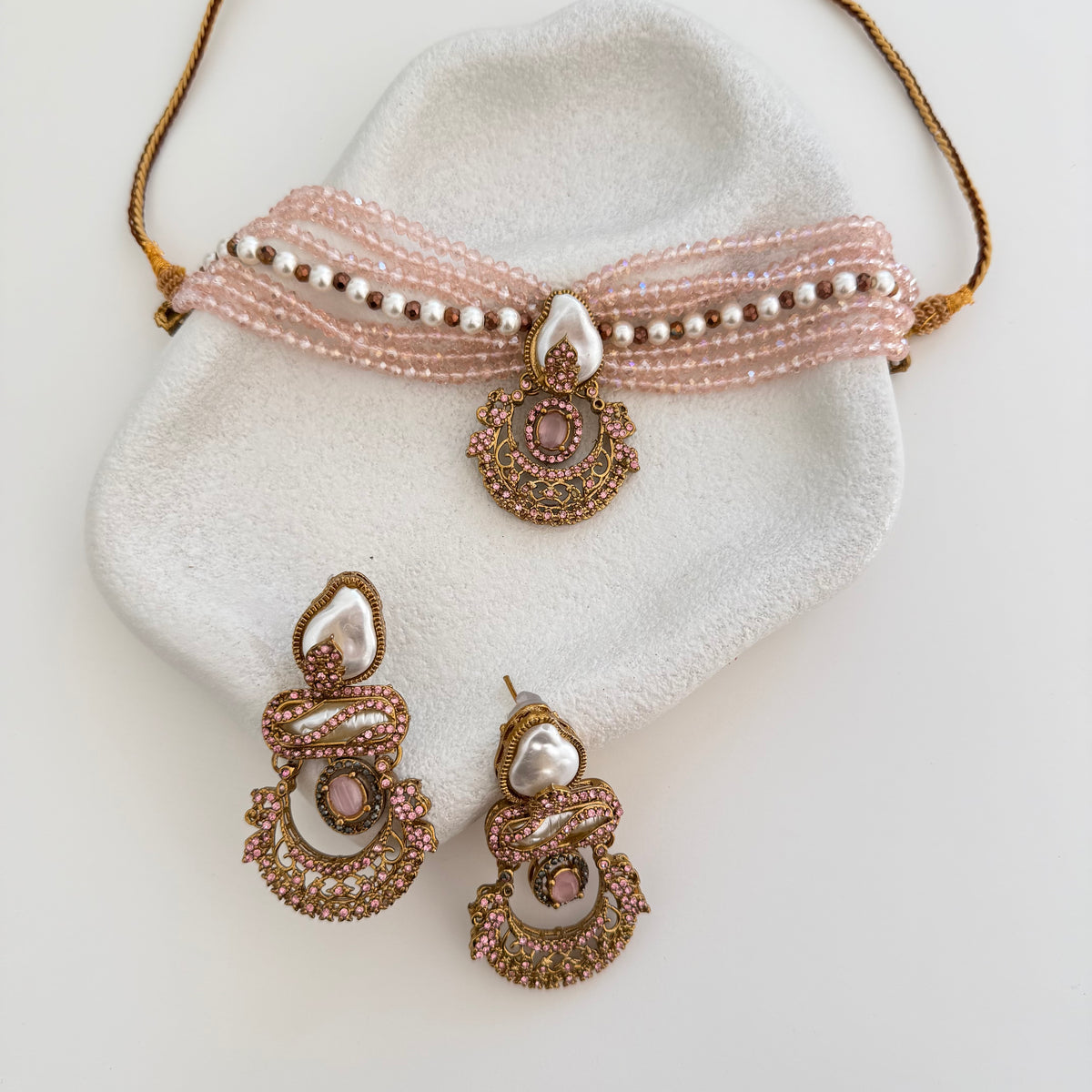 Ramisa Choker Set