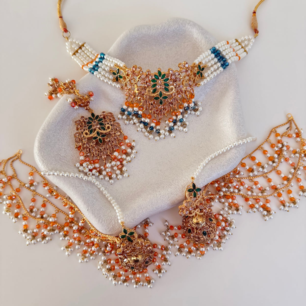 Mahira Choker Set